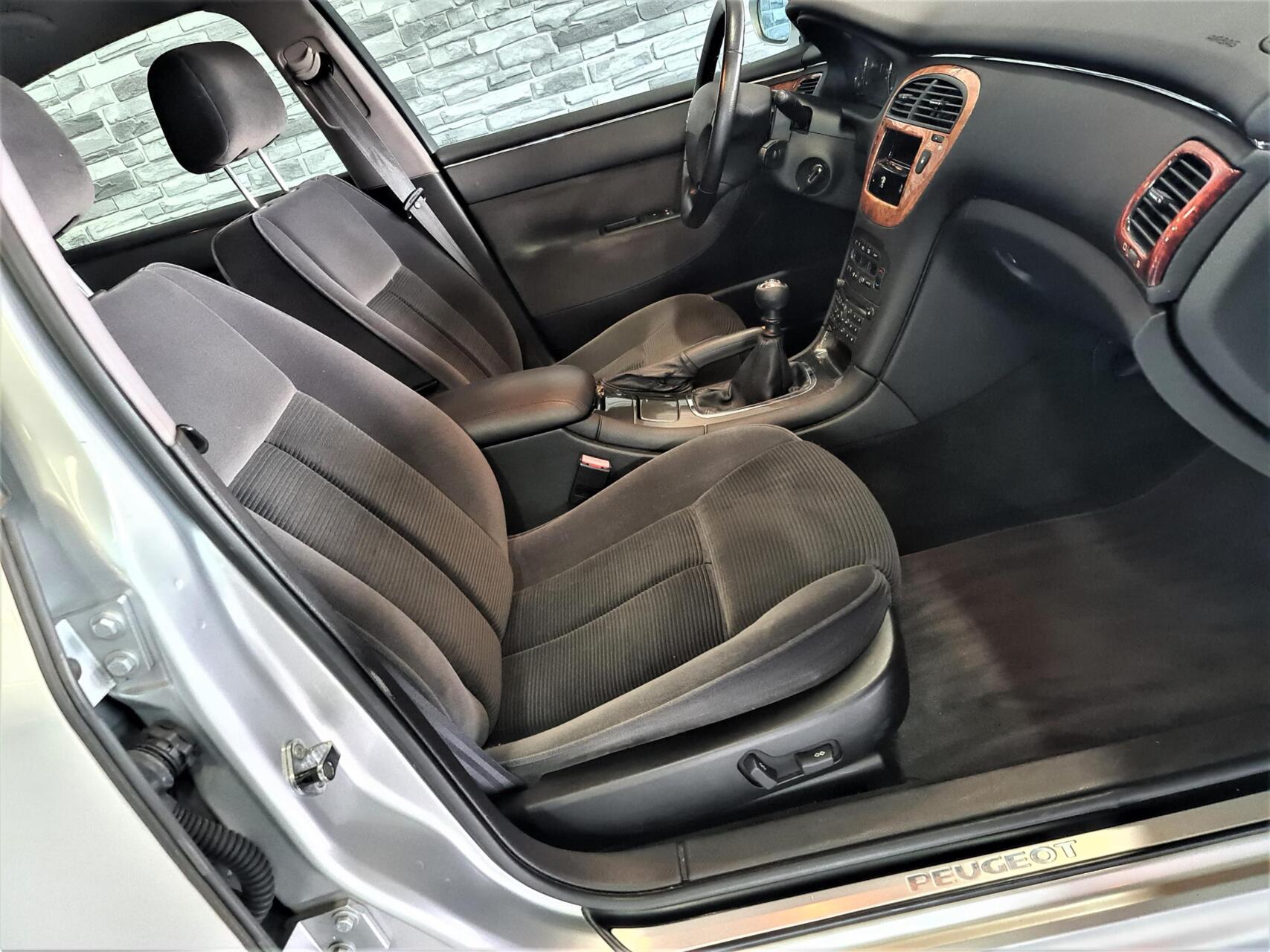 Foto van Peugeot 607