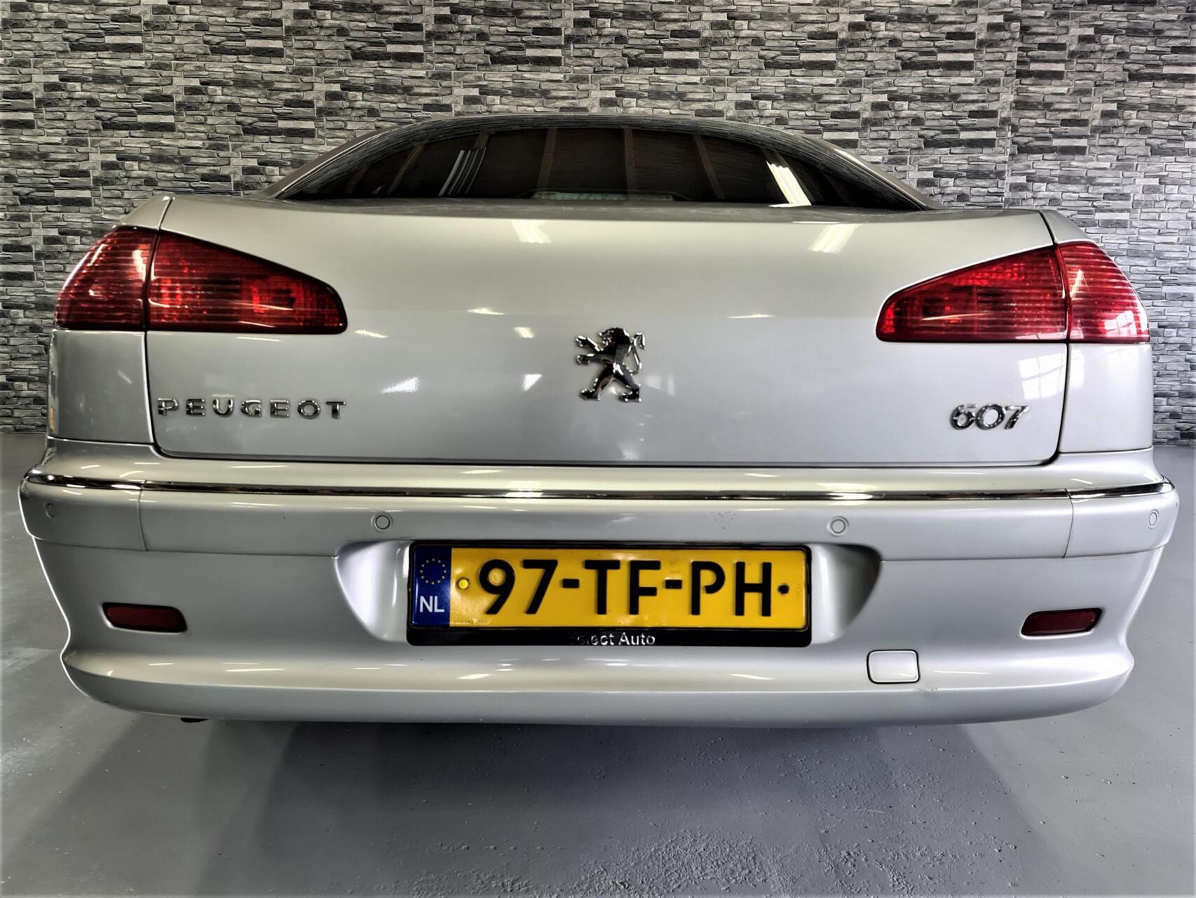 Foto van Peugeot 607
