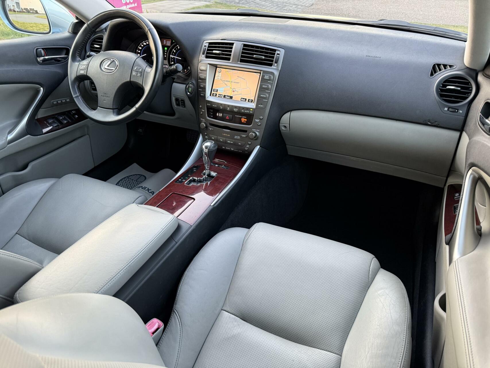 Foto van Lexus Is