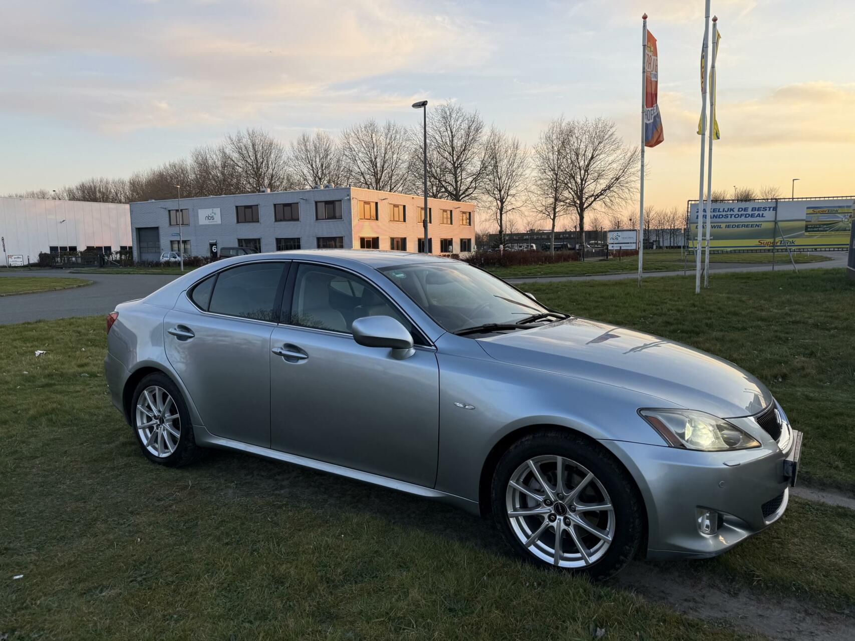 Foto van Lexus Is