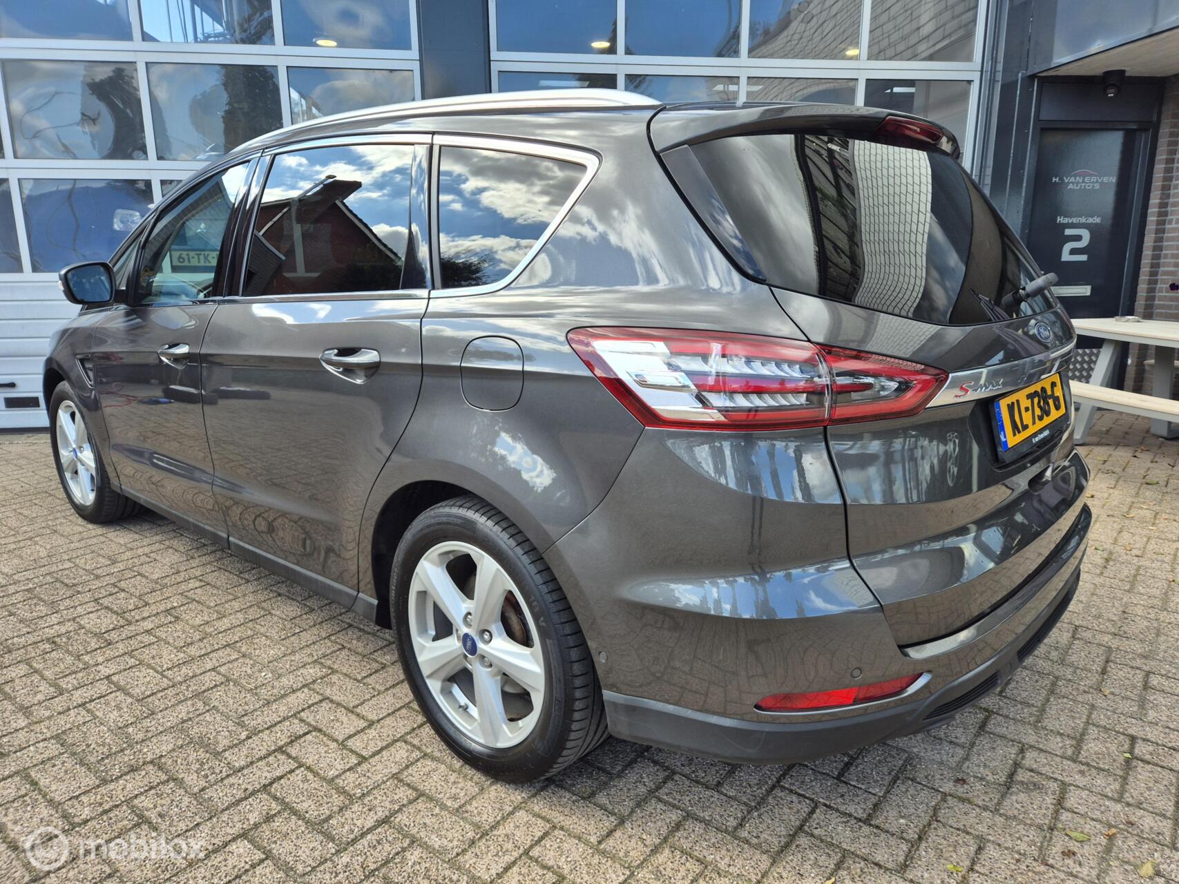 Foto van Ford S-max