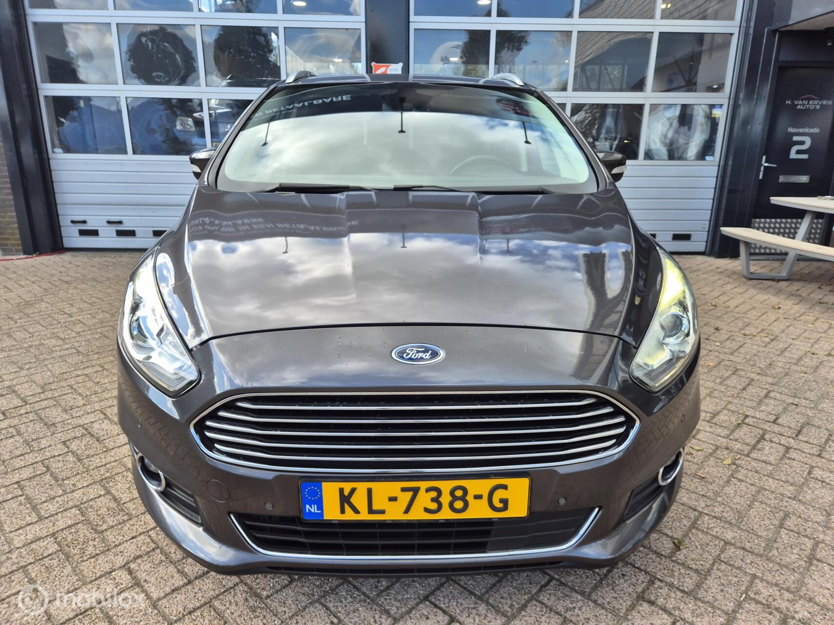 Foto van Ford S-max