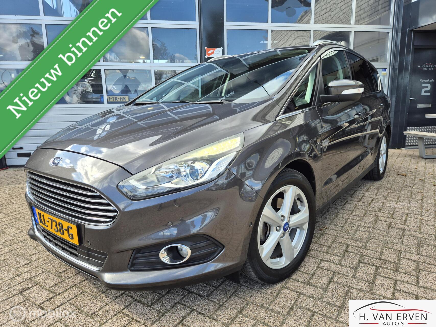 Foto van Ford S-max