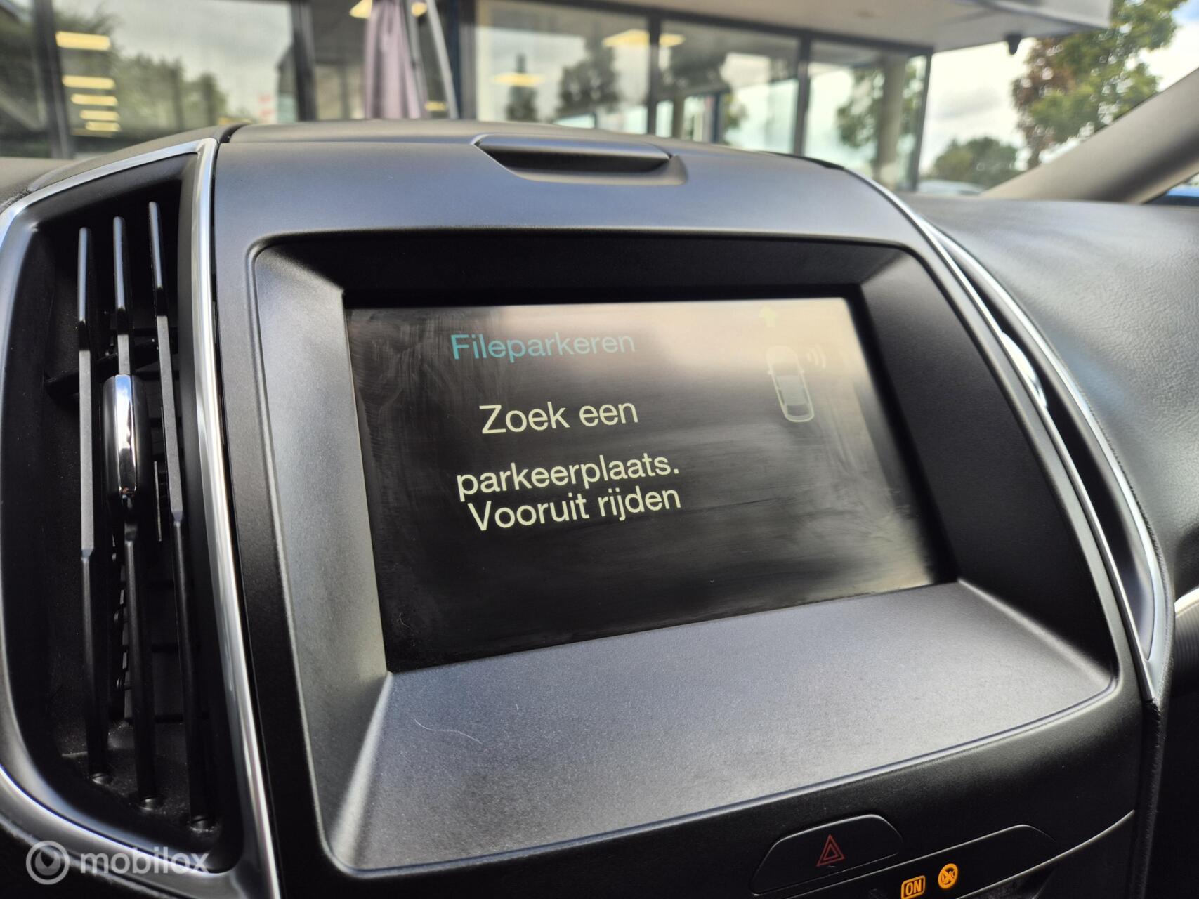 Foto van Ford S-max