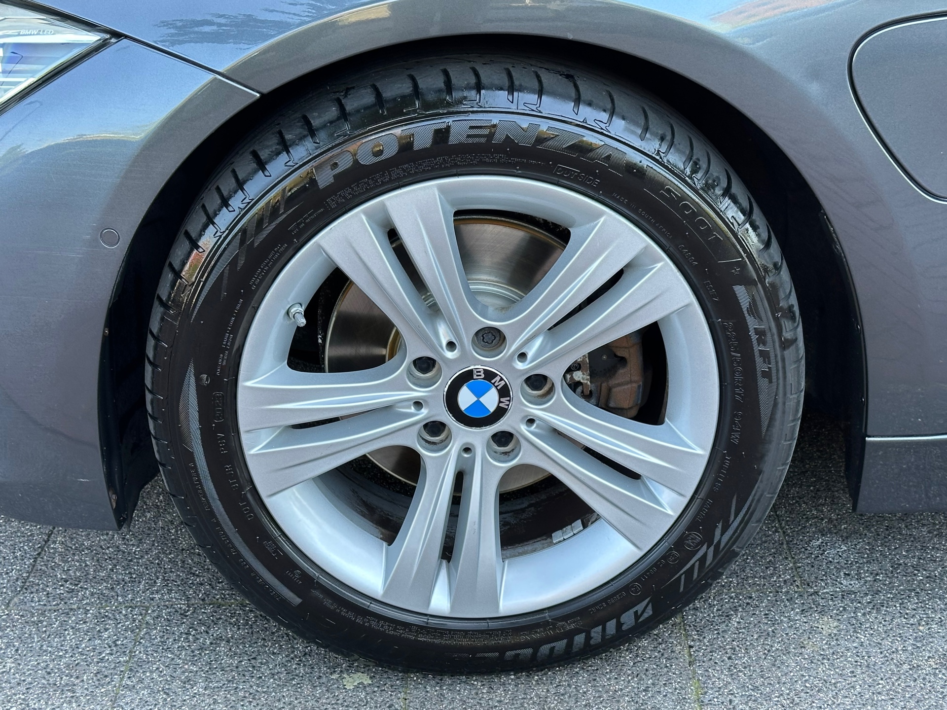 Foto van BMW 330e Iperformance