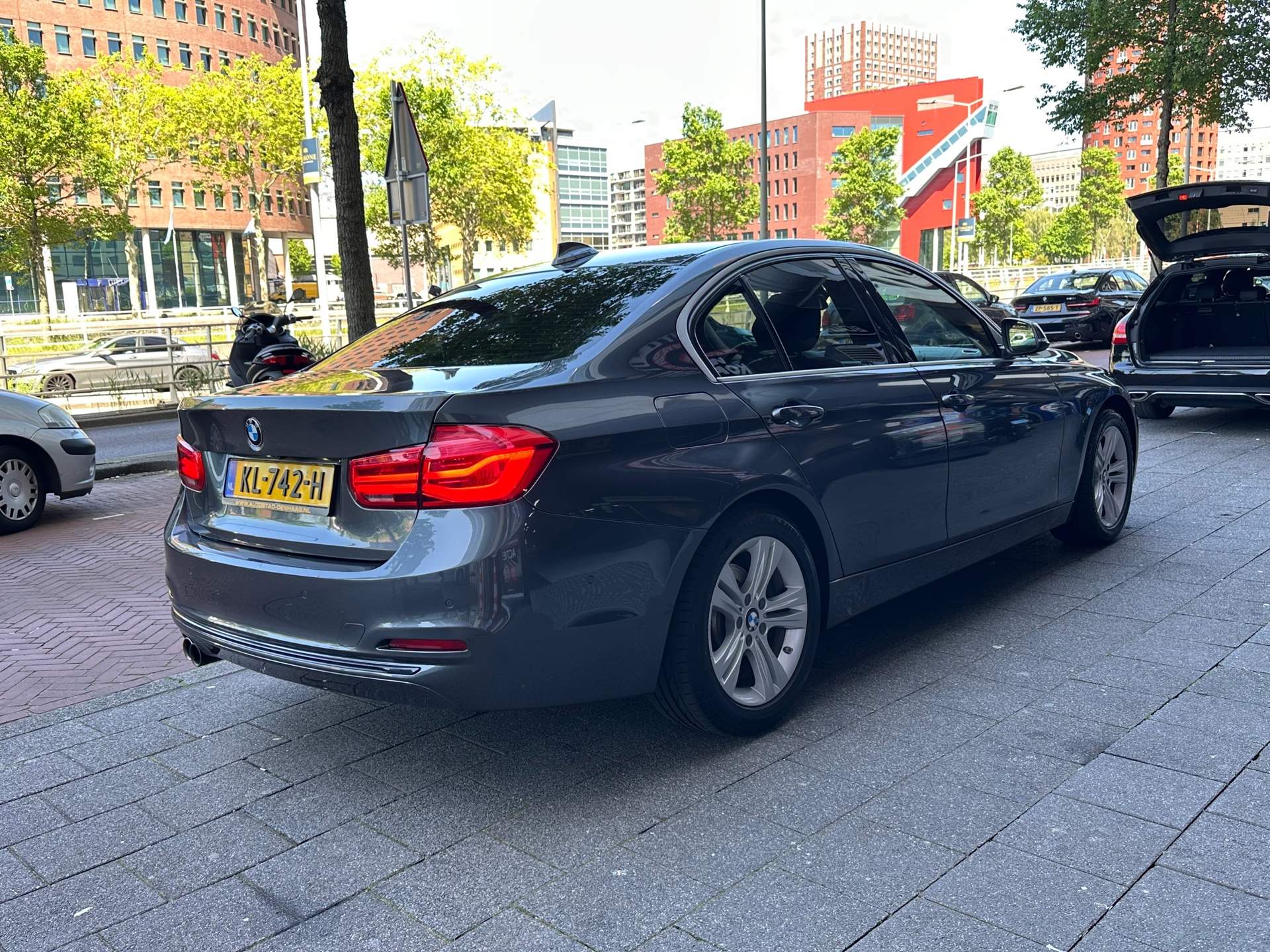 Foto van BMW 330e Iperformance