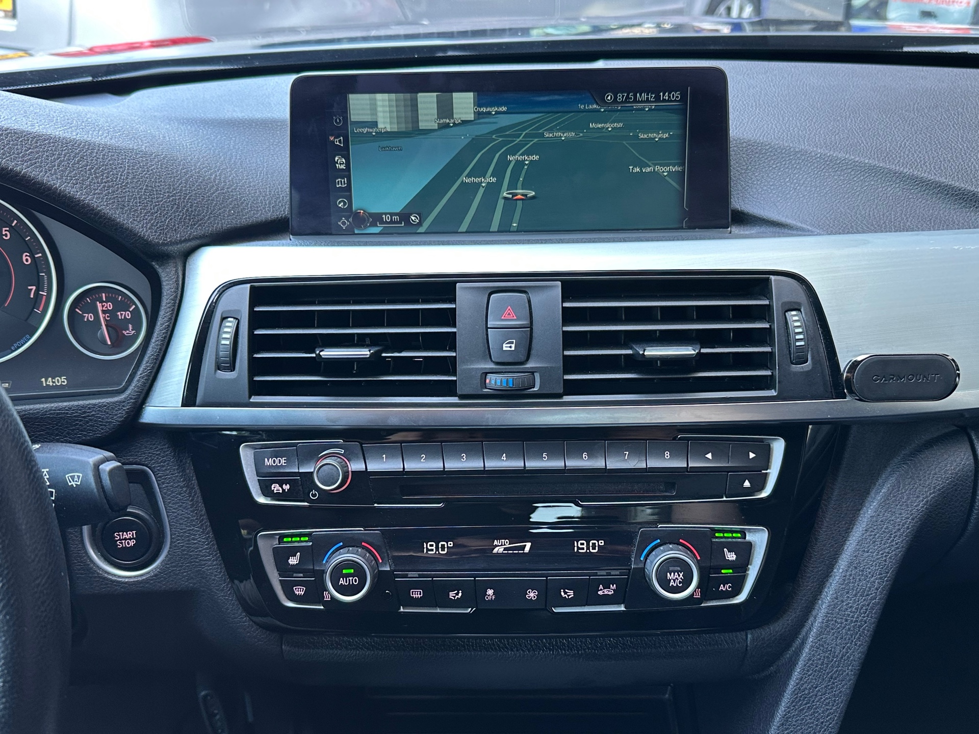 Foto van BMW 330e Iperformance