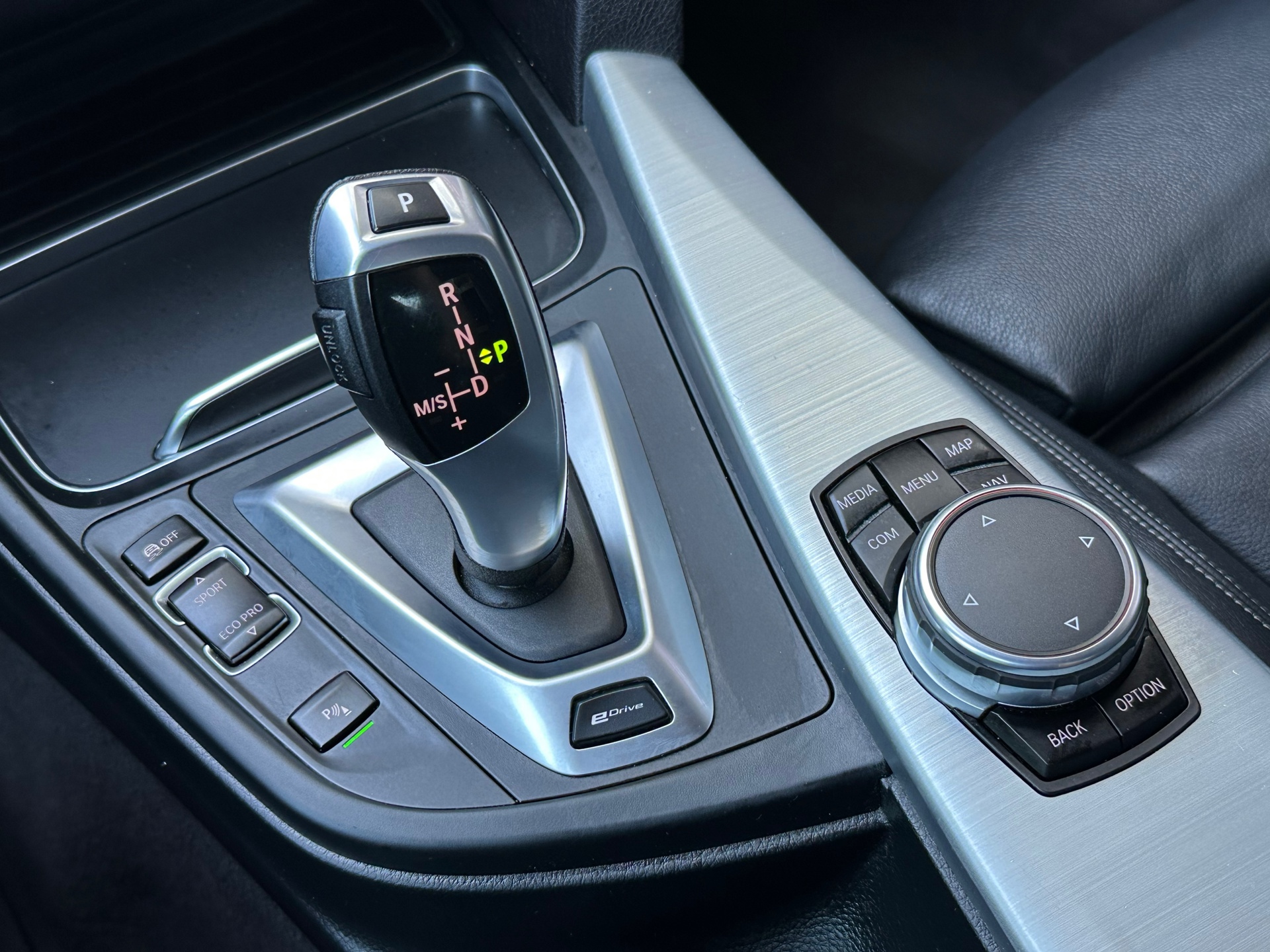 Foto van BMW 330e Iperformance