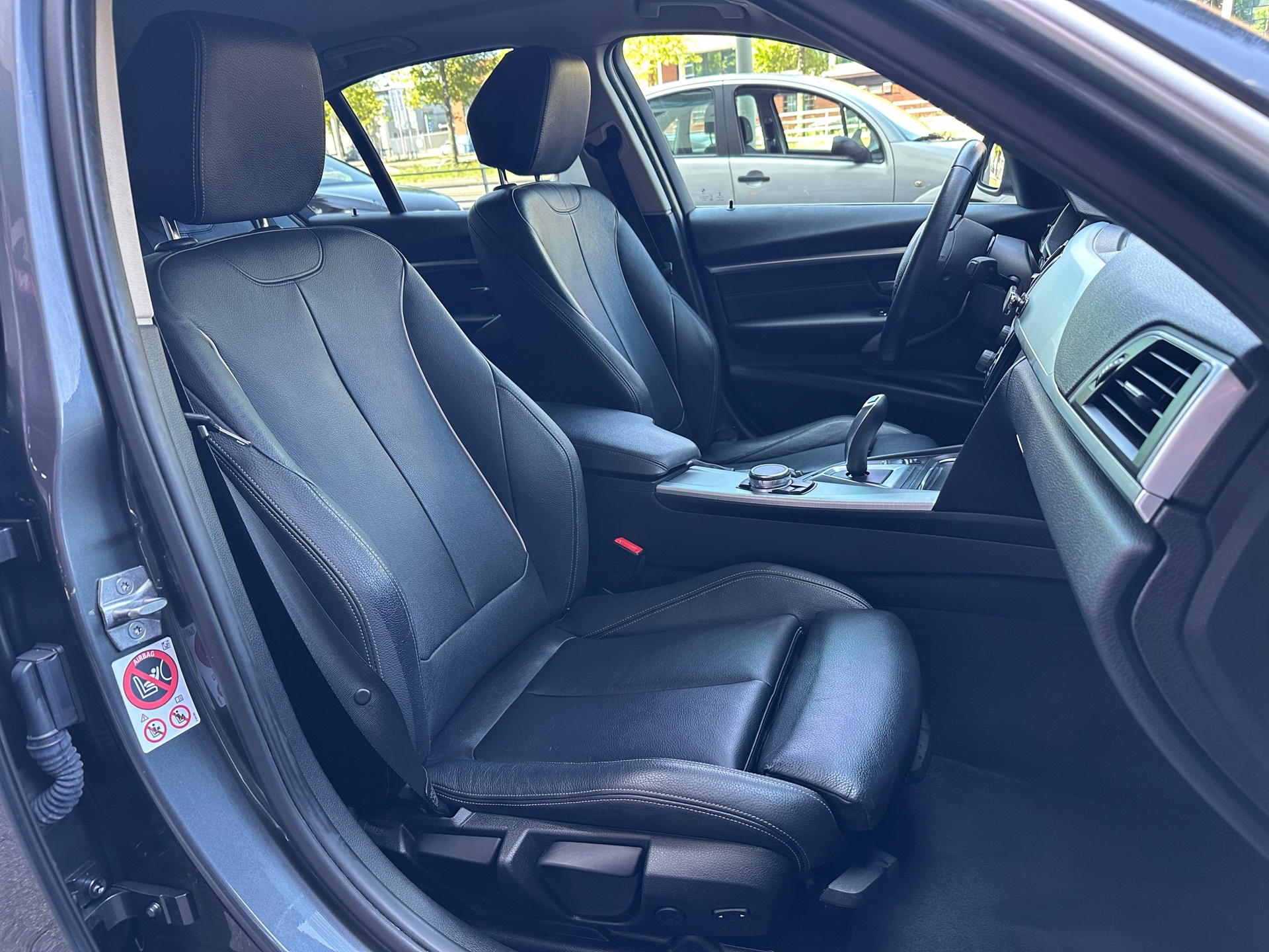 Foto van BMW 330e Iperformance