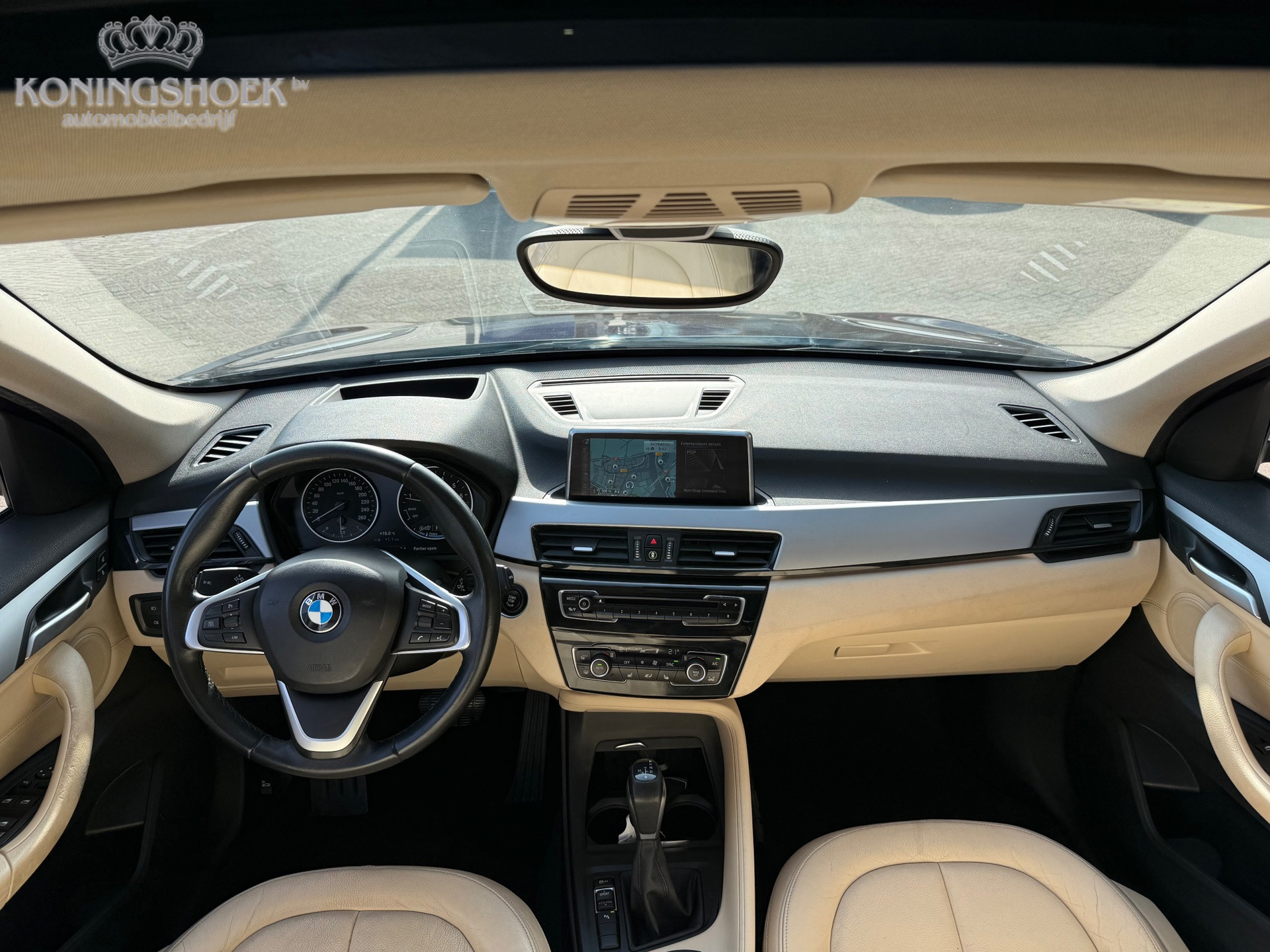 Foto van BMW X1 Sdrive20i