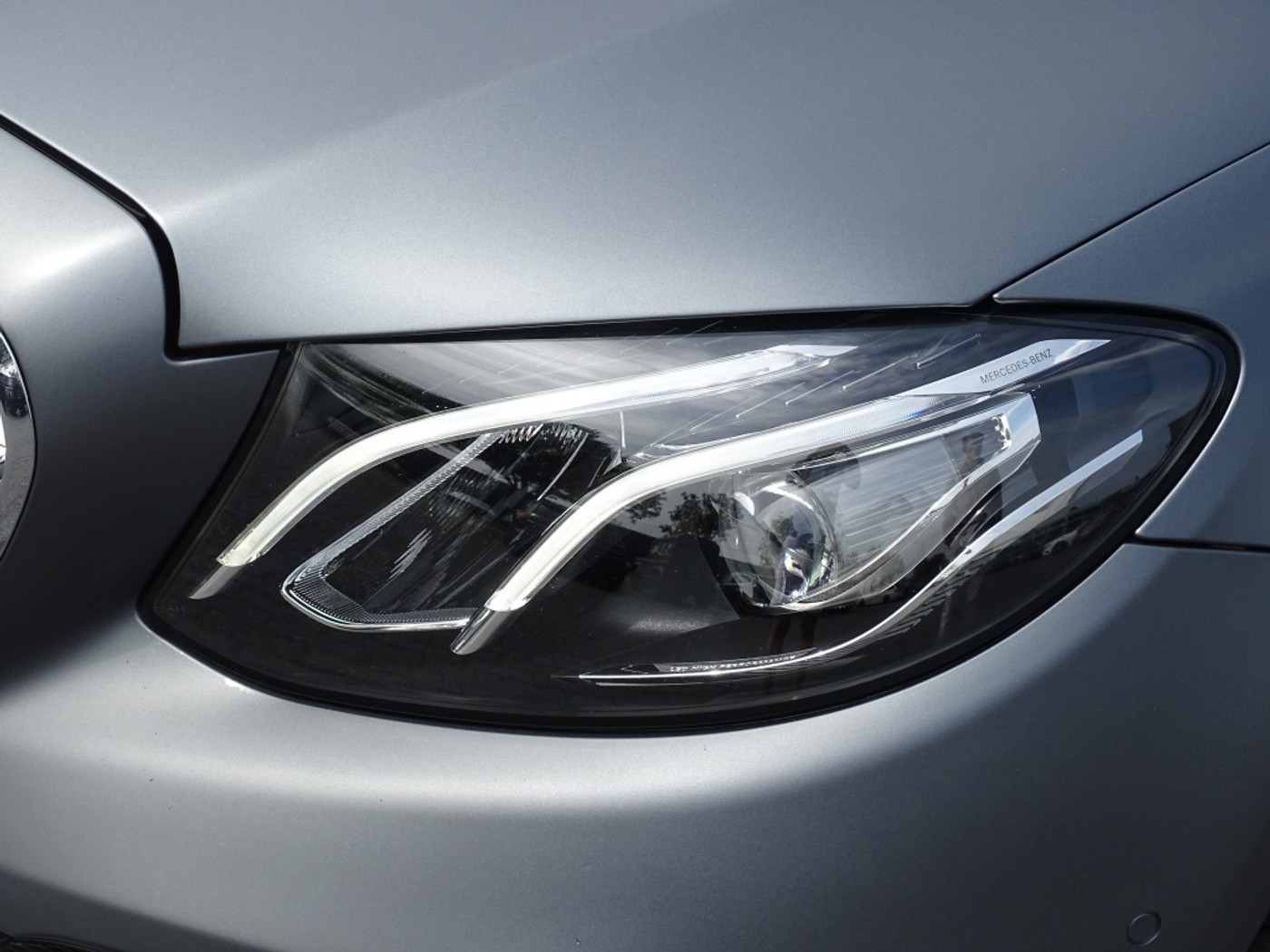 Foto van Mercedes-Benz E 350 E