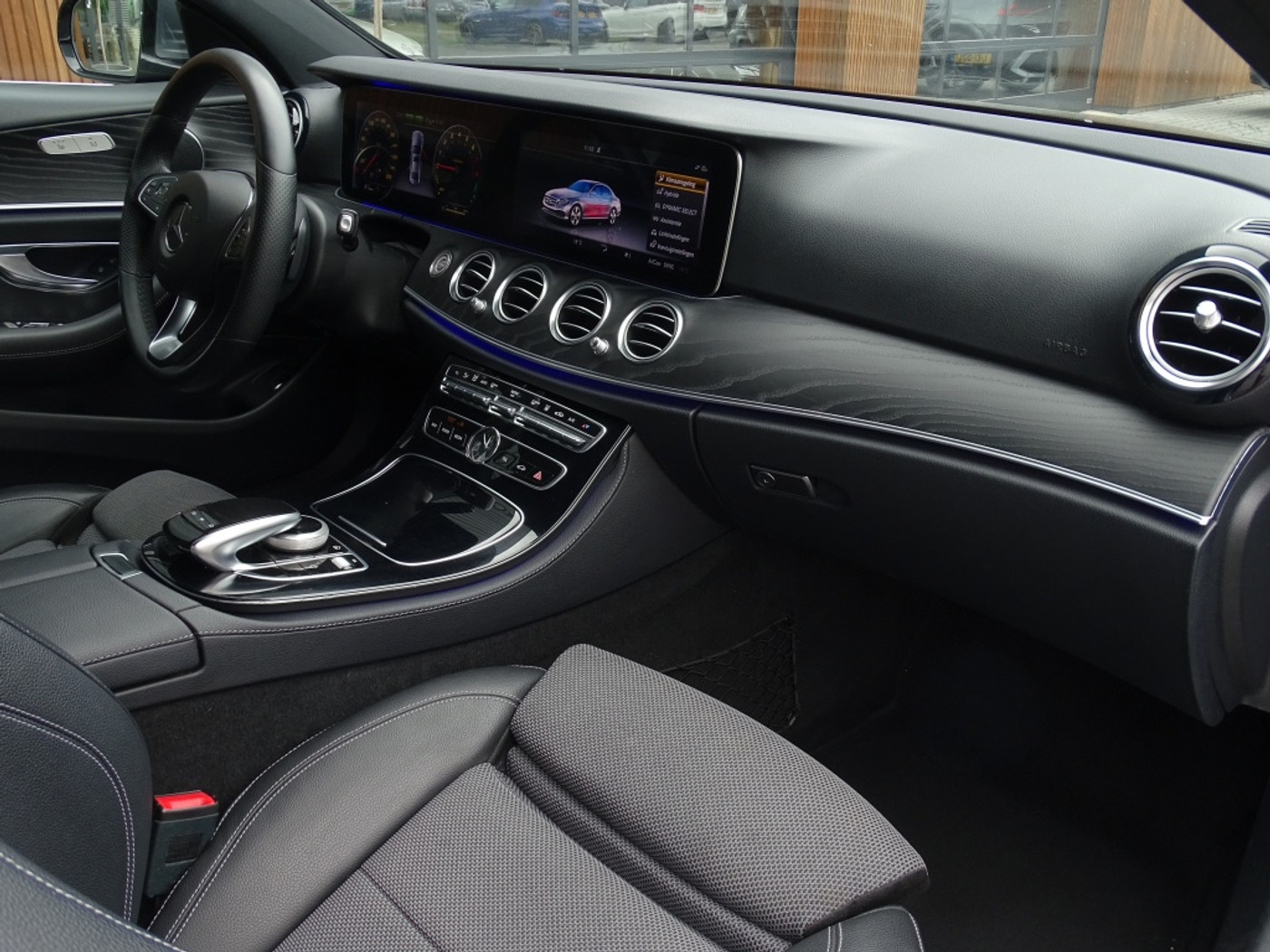 Foto van Mercedes-Benz E 350 E