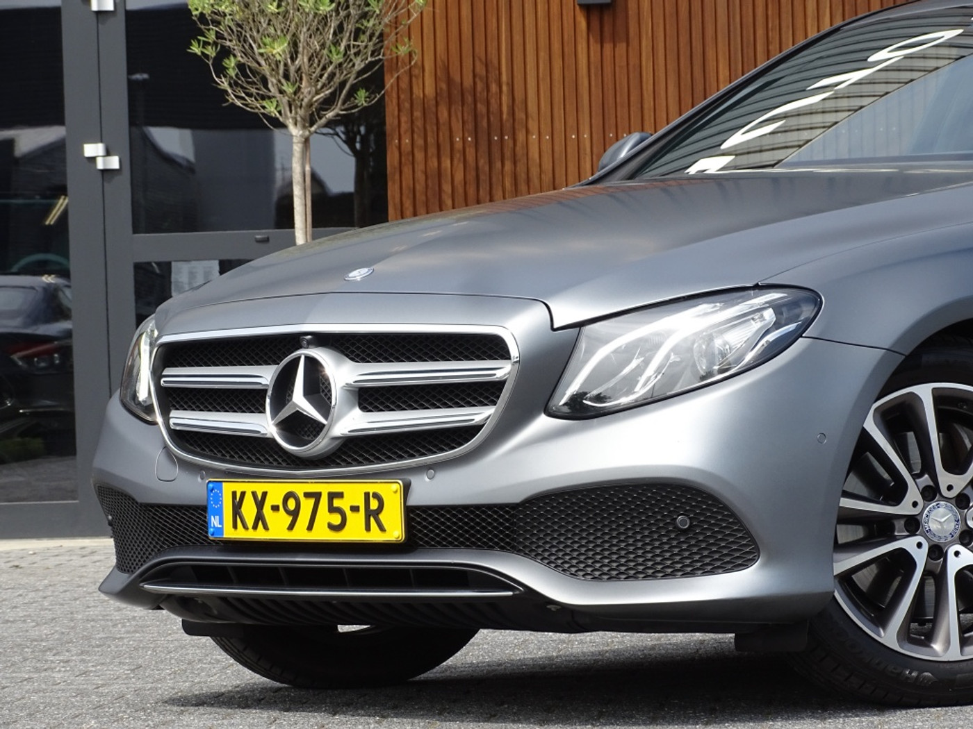 Foto van Mercedes-Benz E 350 E
