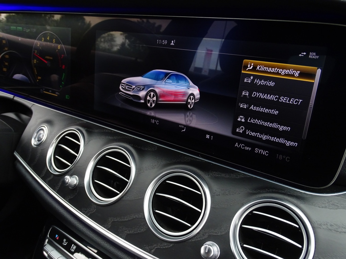 Foto van Mercedes-Benz E 350 E