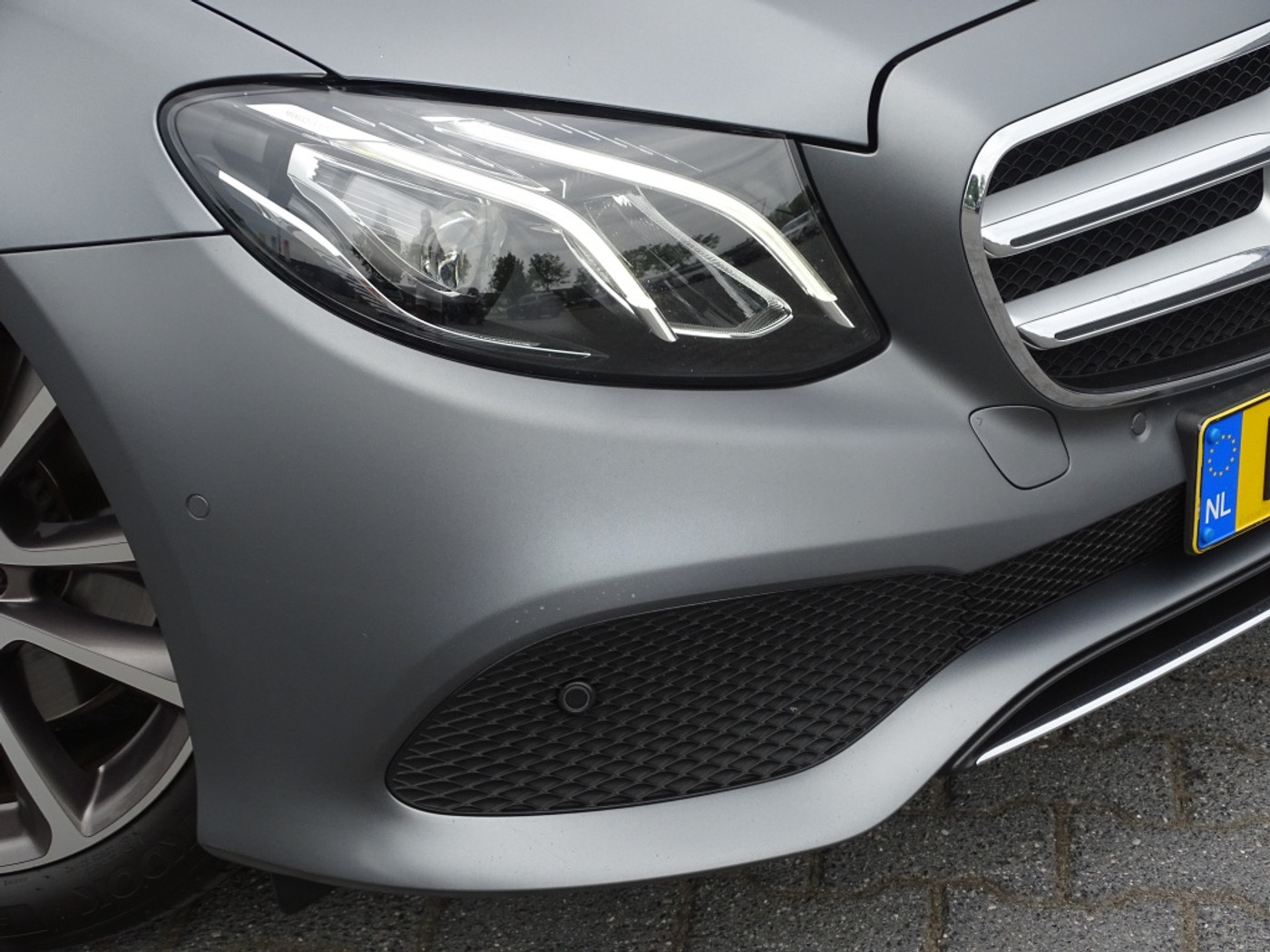 Foto van Mercedes-Benz E 350 E