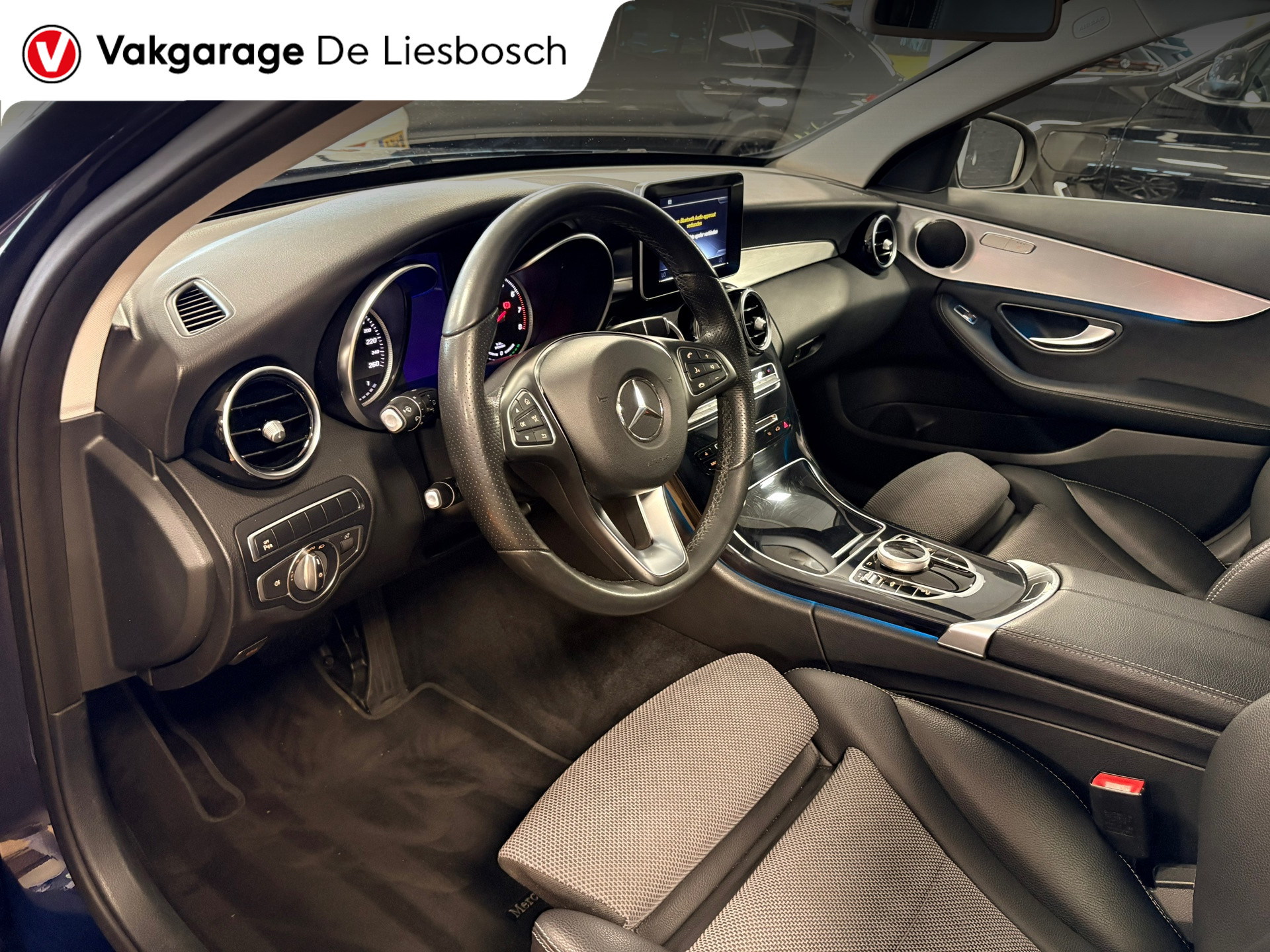Foto van Mercedes-Benz C 350 E