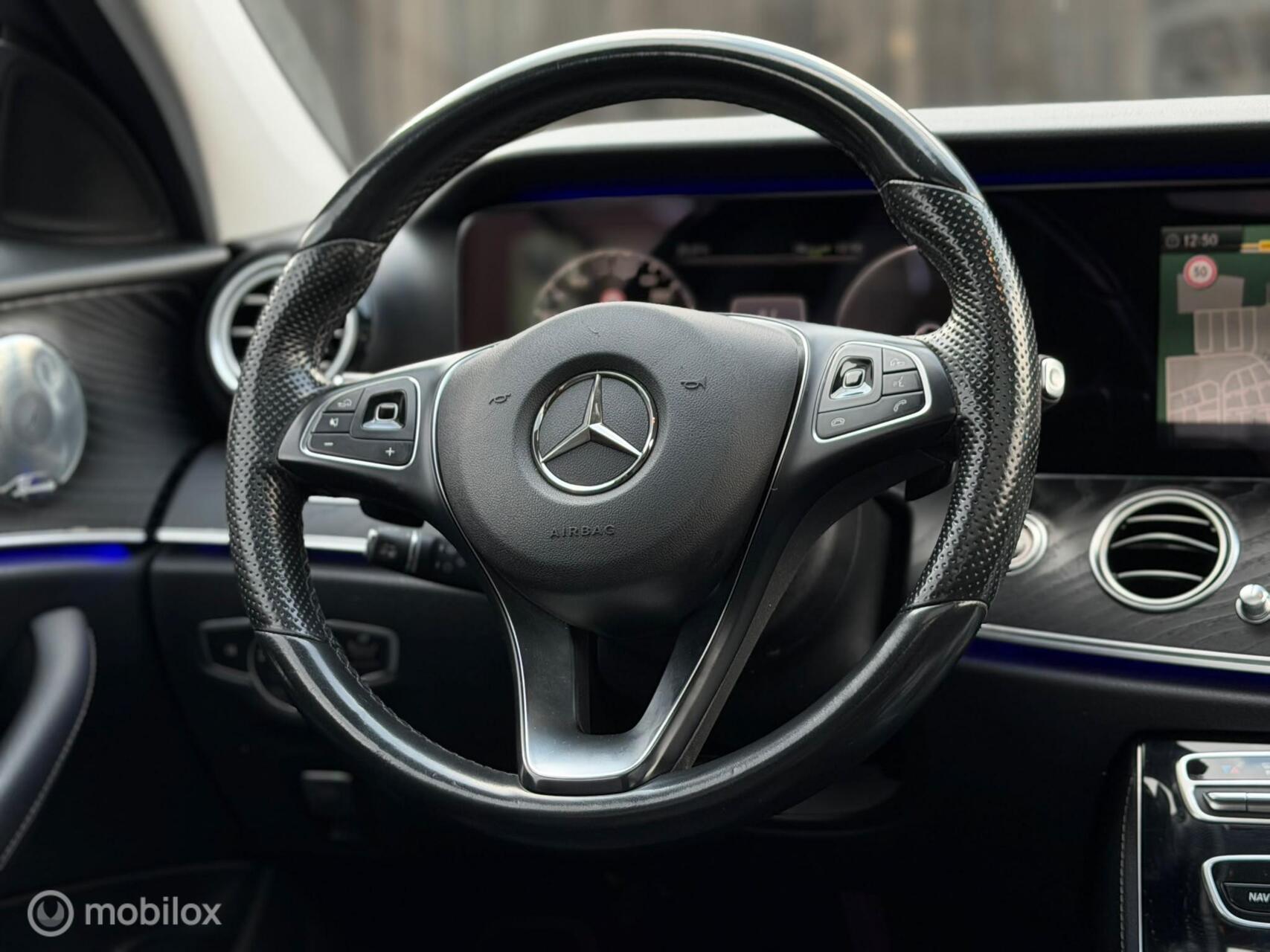 Foto van Mercedes-Benz E 350 E