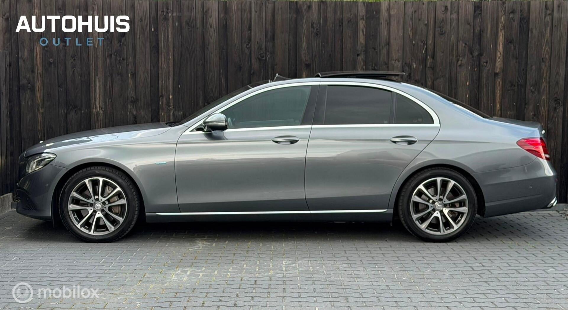 Foto van Mercedes-Benz E 350 E