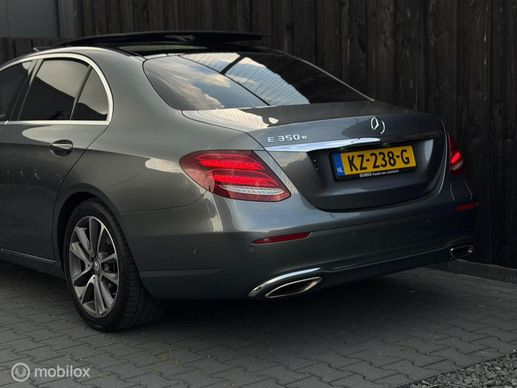 Foto van Mercedes-Benz E 350 E