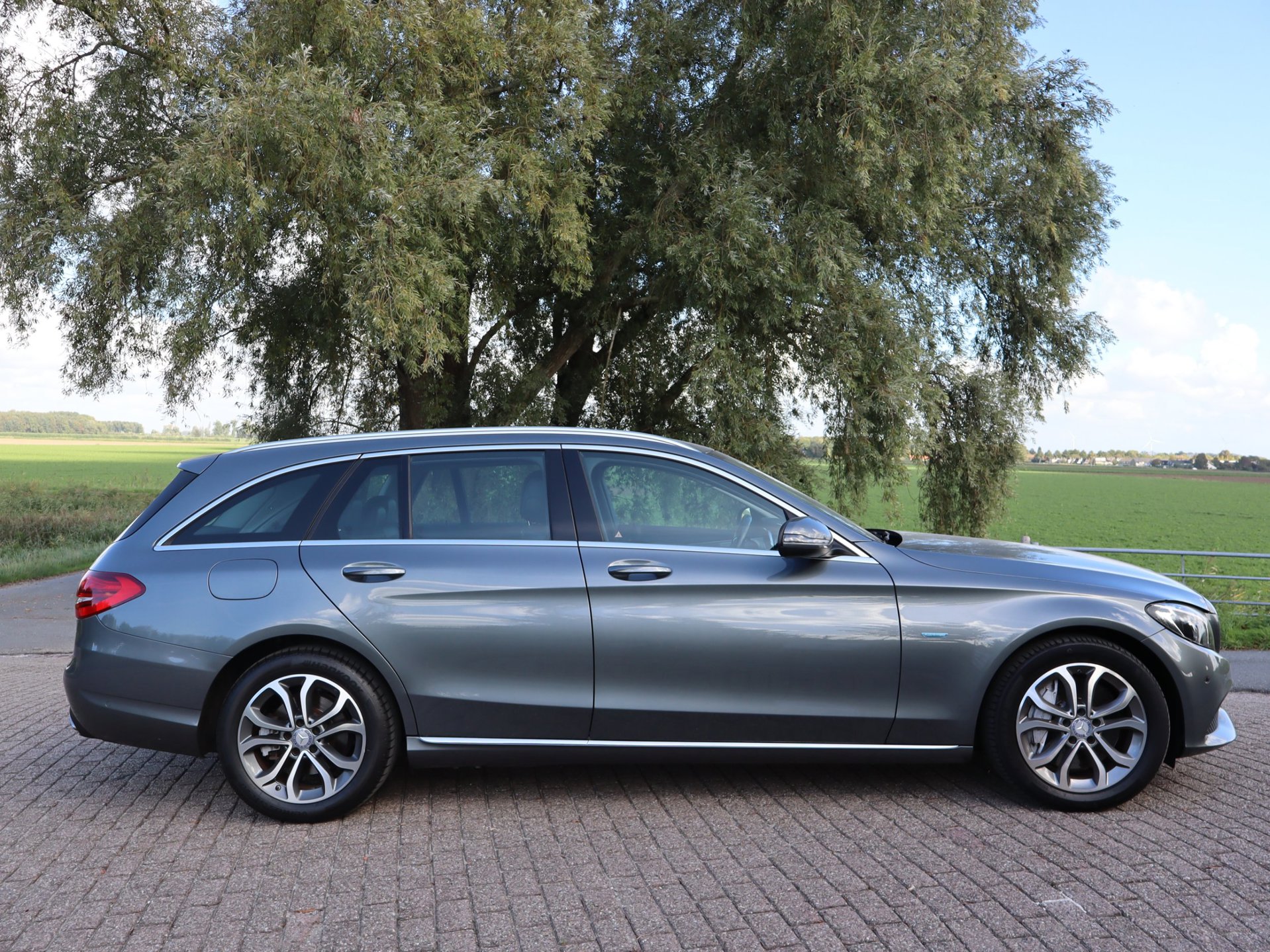 Foto van Mercedes-Benz C 350 E