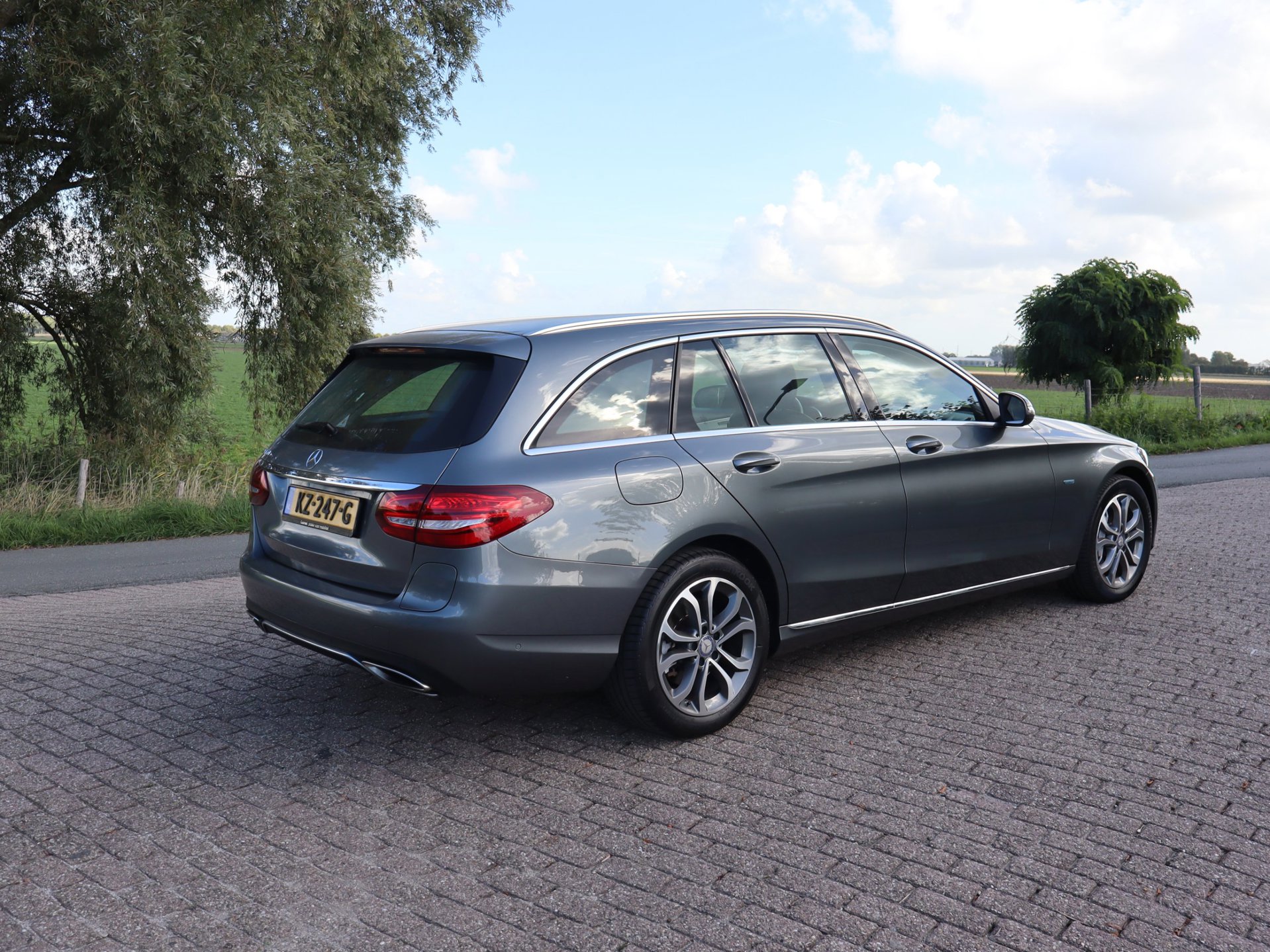 Foto van Mercedes-Benz C 350 E