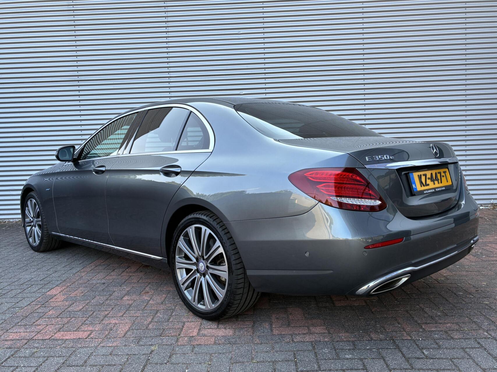 Foto van Mercedes-Benz E 350 E