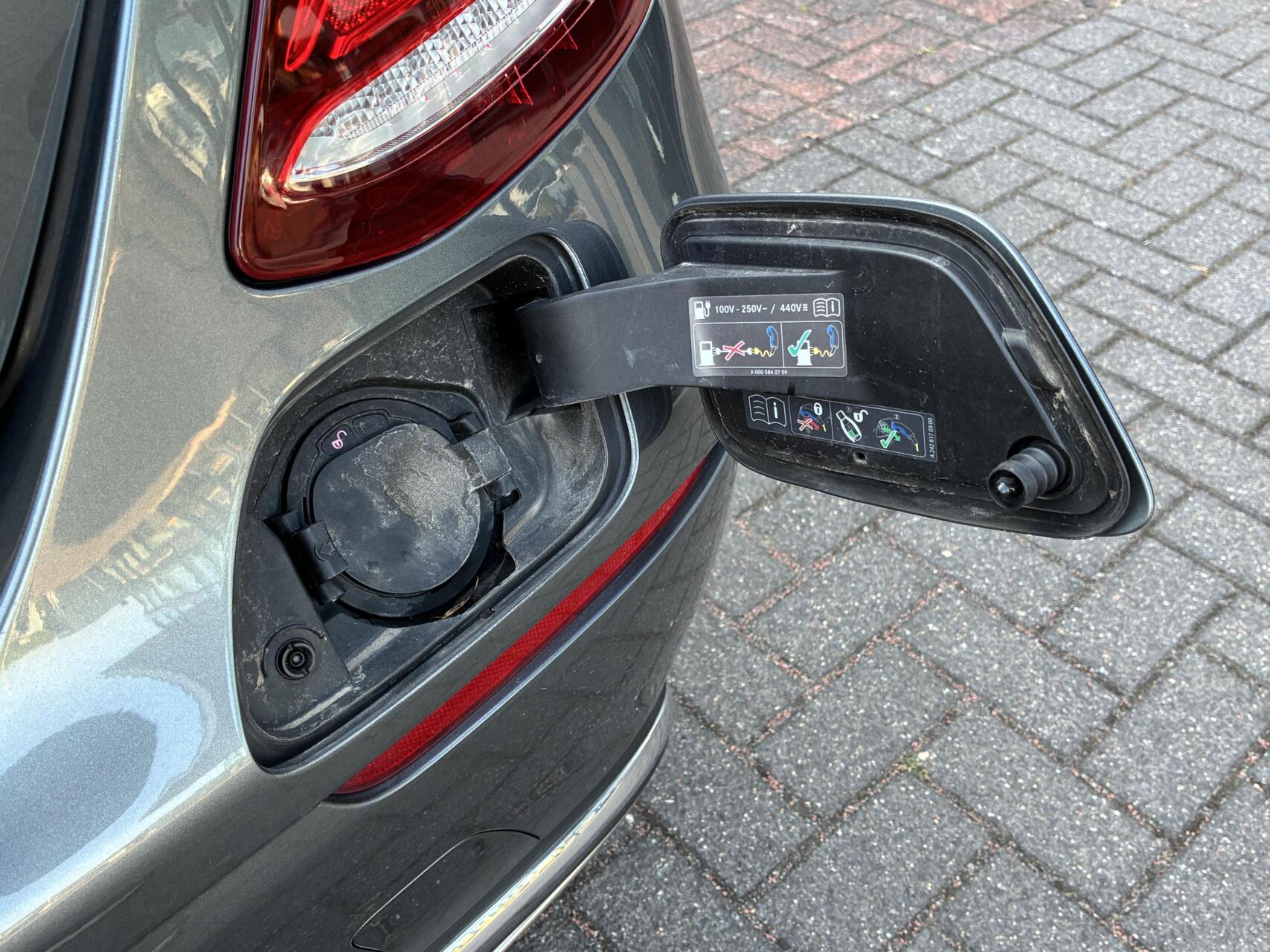 Foto van Mercedes-Benz E 350 E