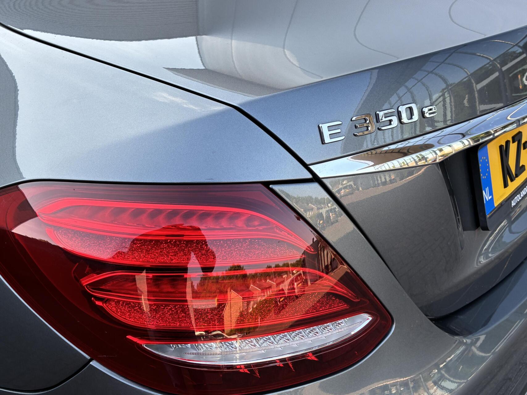 Foto van Mercedes-Benz E 350 E
