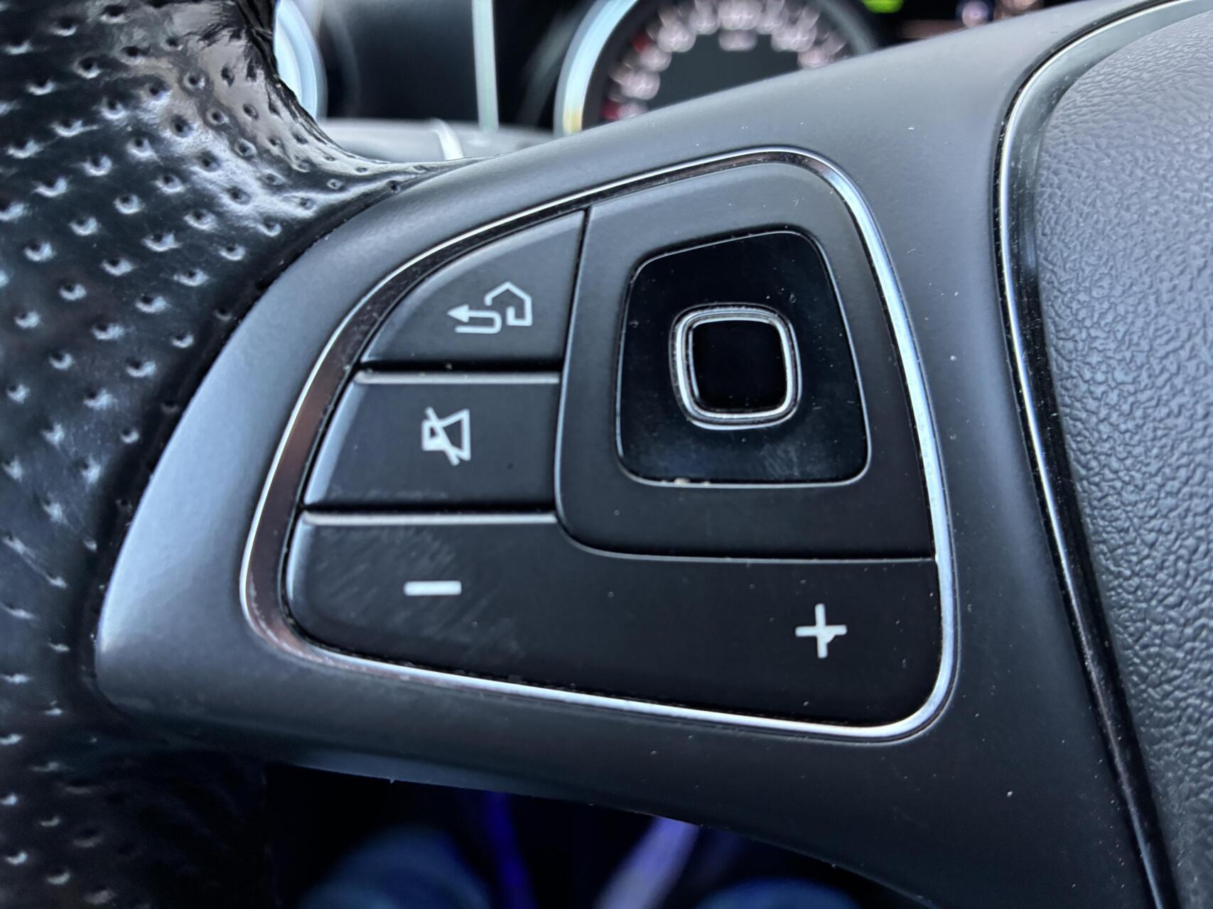 Foto van Mercedes-Benz E 350 E