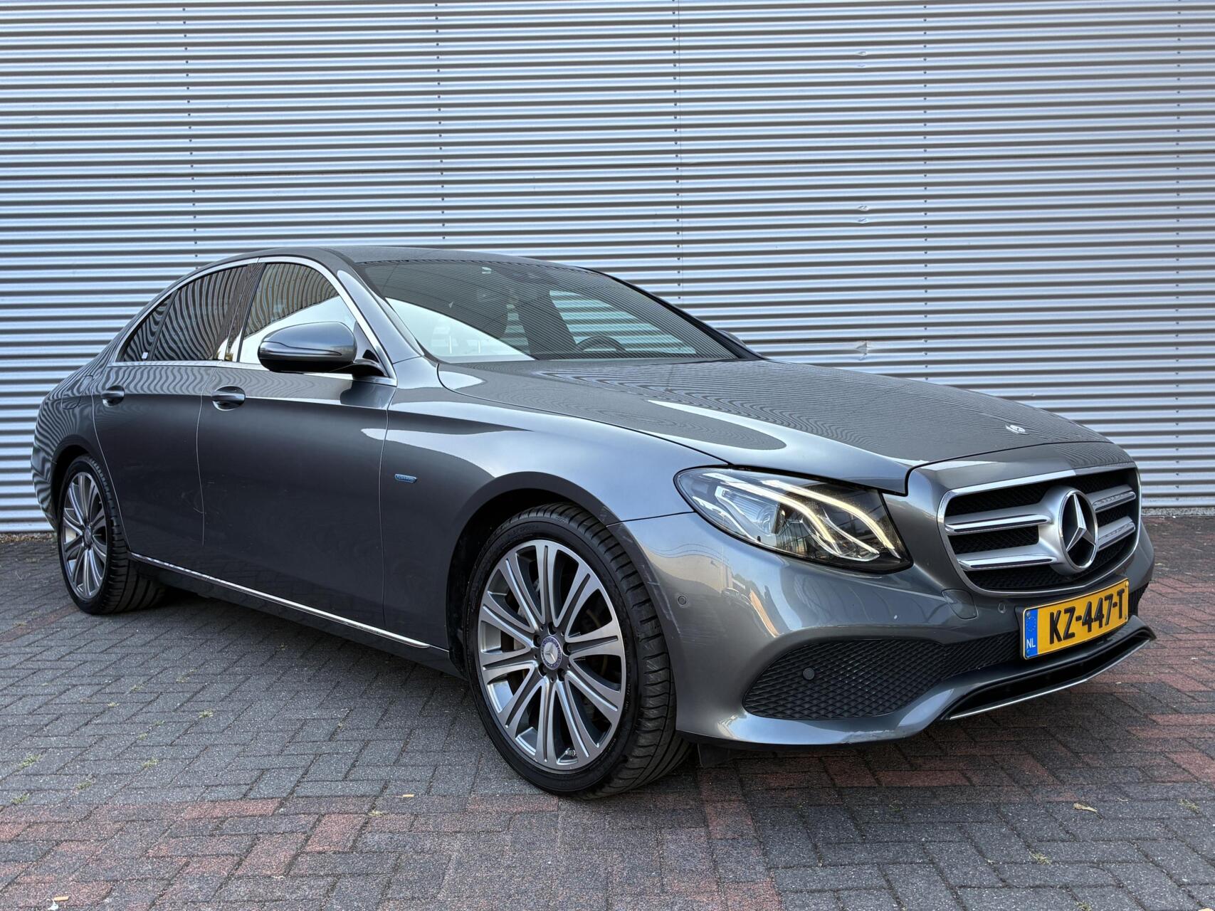 Foto van Mercedes-Benz E 350 E