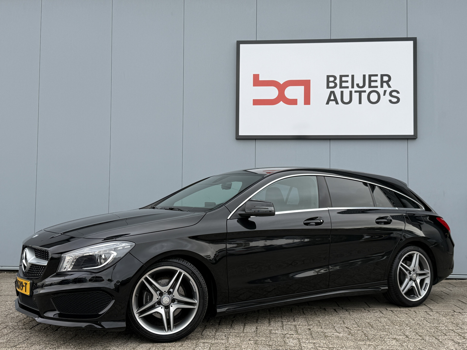 Mercedes-Benz Cla 180 180 Ambition Automaat 2016 - voorkant