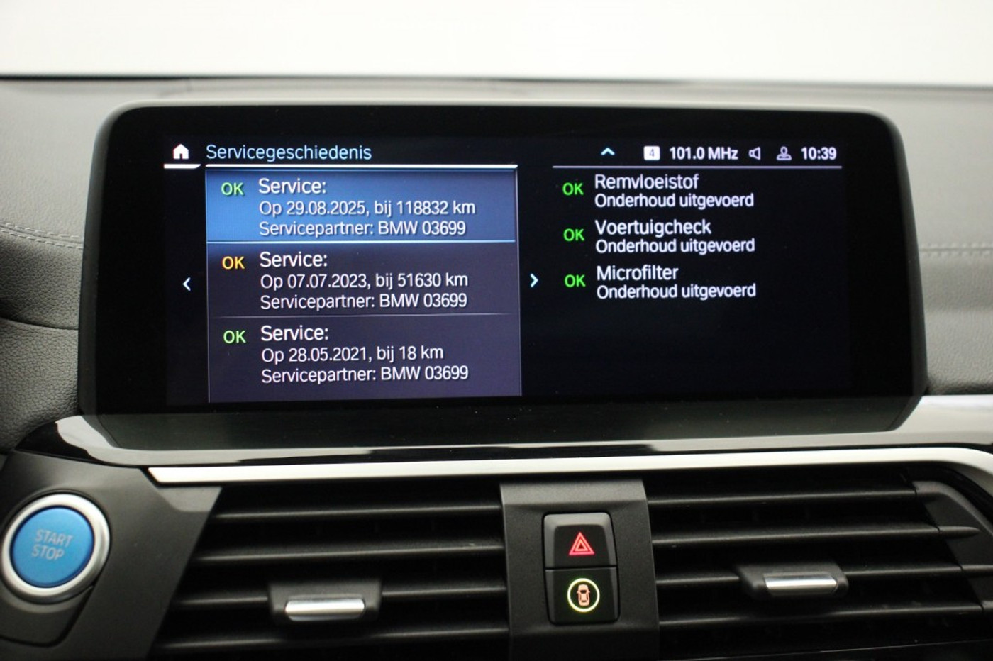 Foto van BMW Ix3
