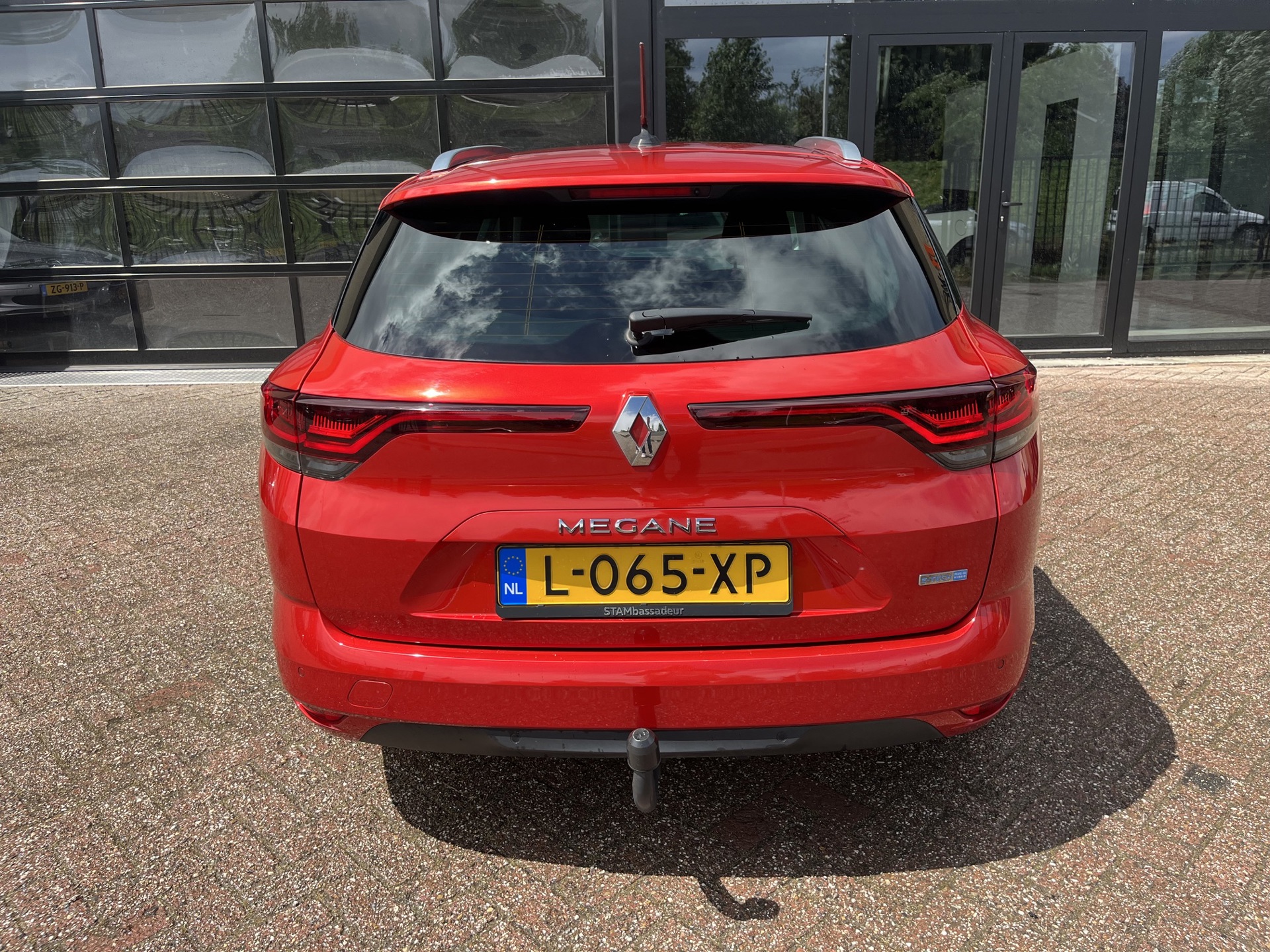 Foto van Renault Megane E-tech Plug-in Hybrid