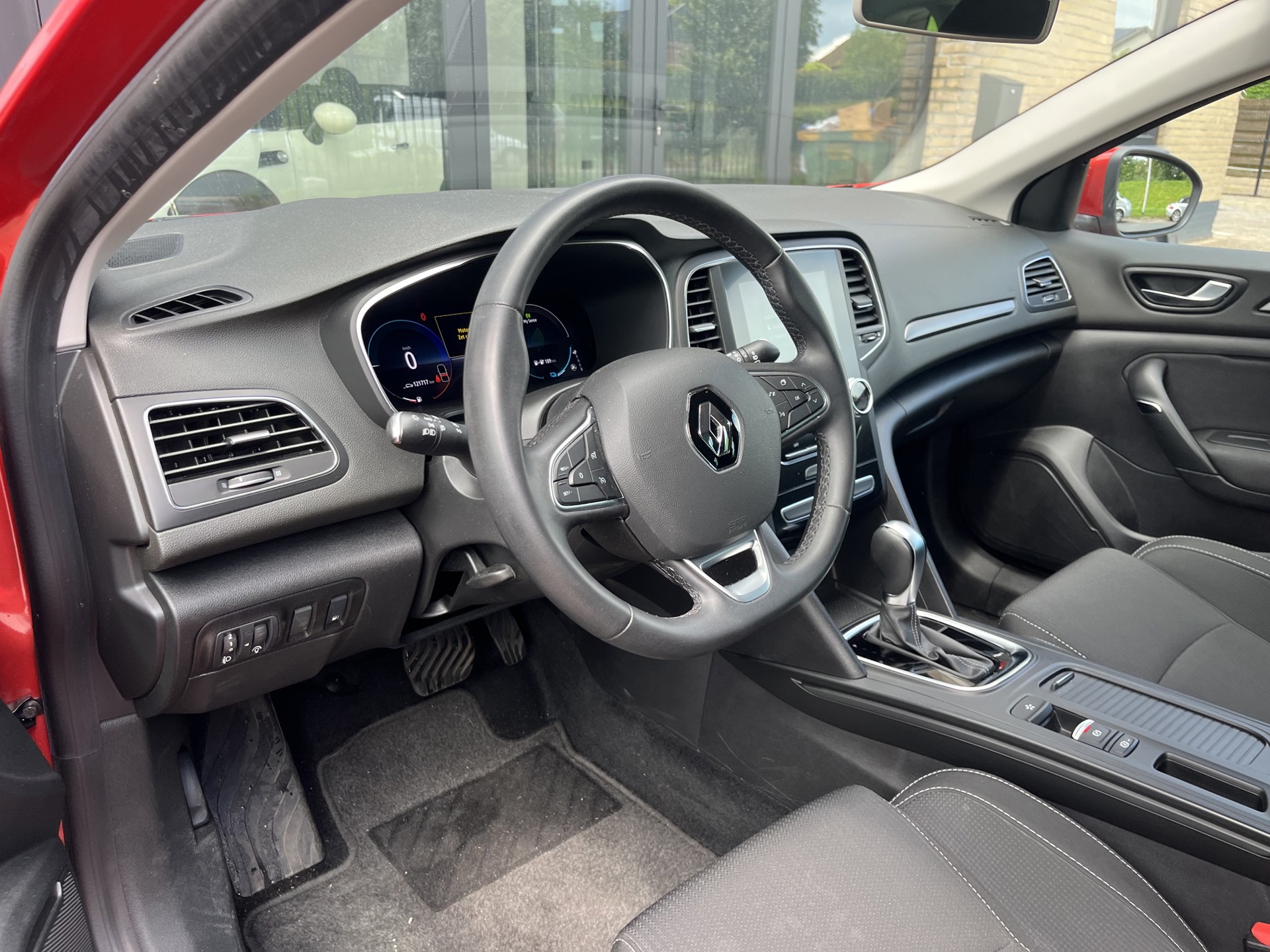 Foto van Renault Megane E-tech Plug-in Hybrid
