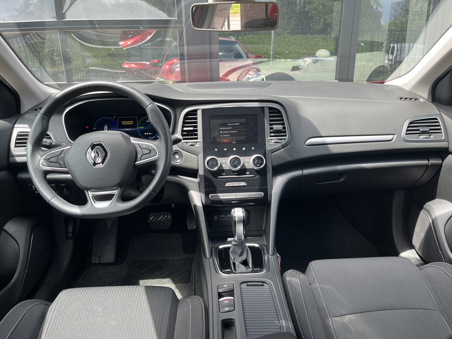 Foto van Renault Megane E-tech Plug-in Hybrid