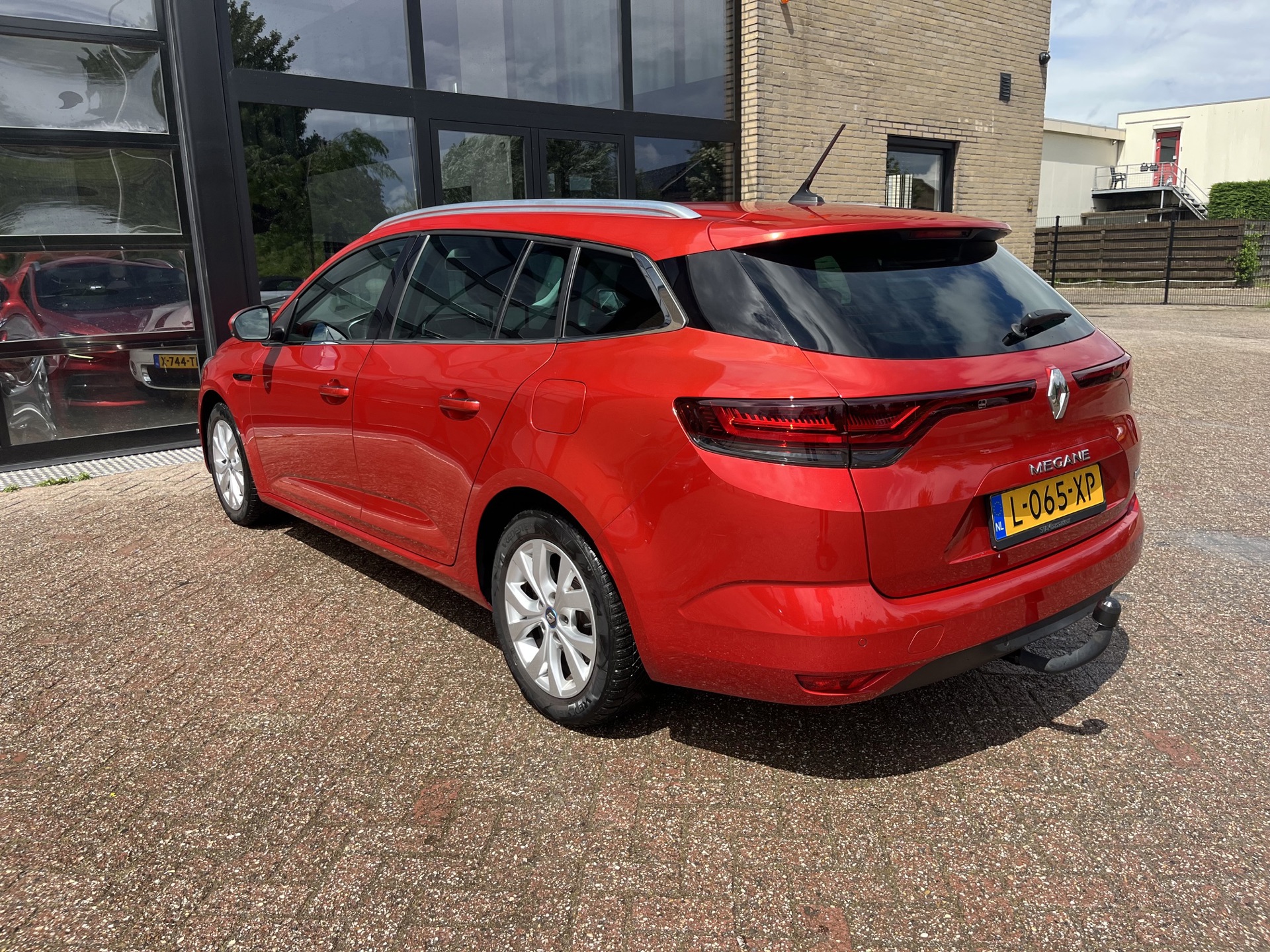 Foto van Renault Megane E-tech Plug-in Hybrid