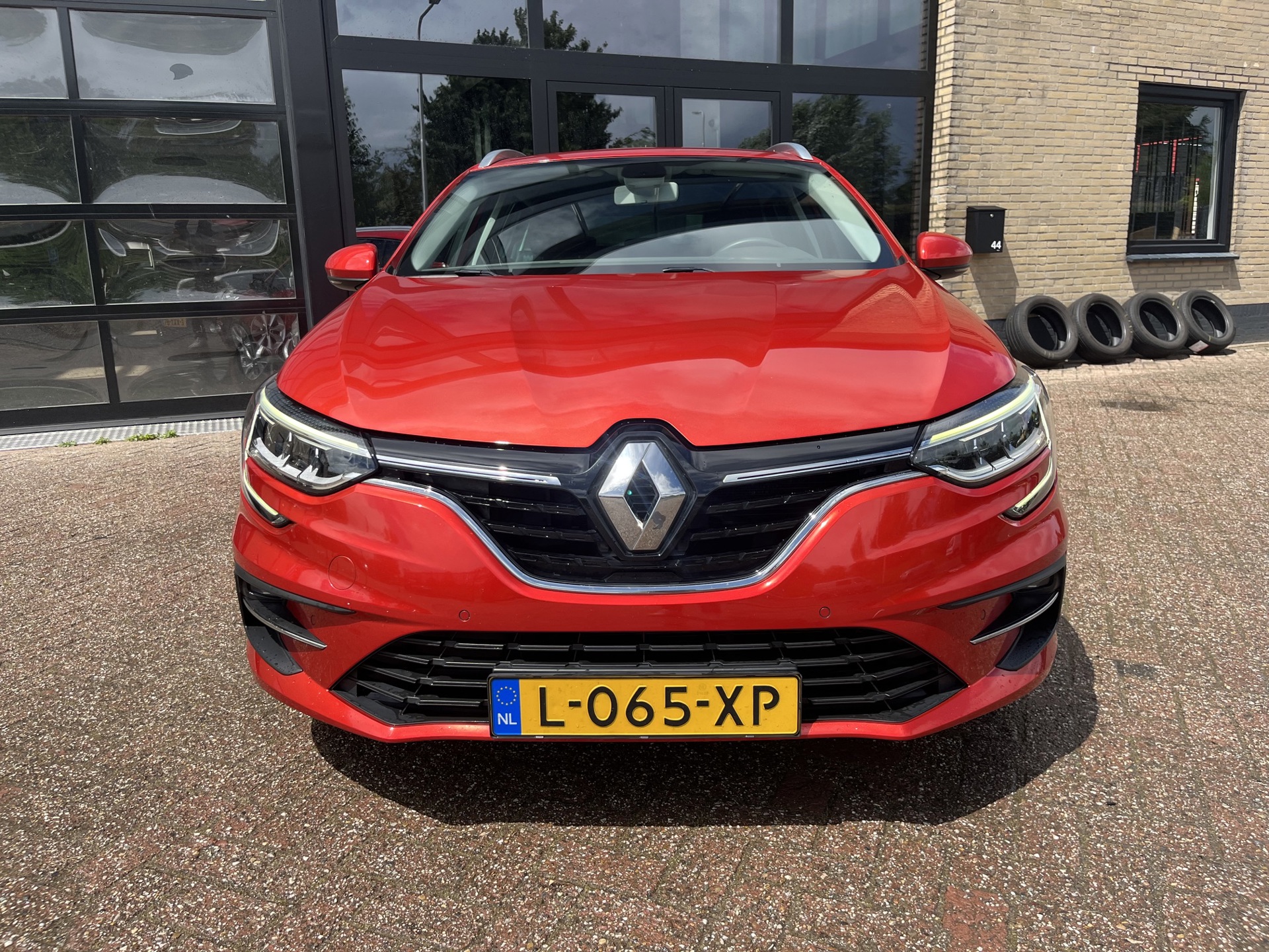 Foto van Renault Megane E-tech Plug-in Hybrid