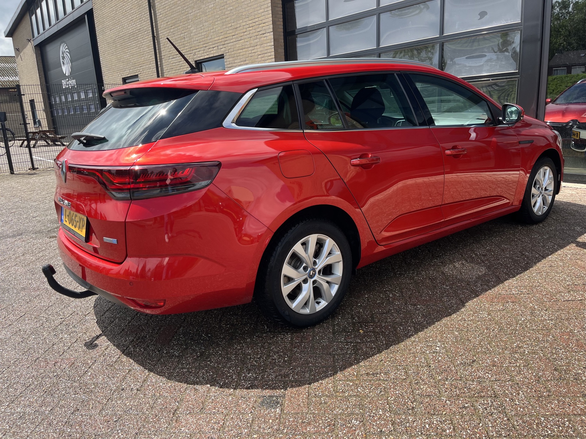 Foto van Renault Megane E-tech Plug-in Hybrid
