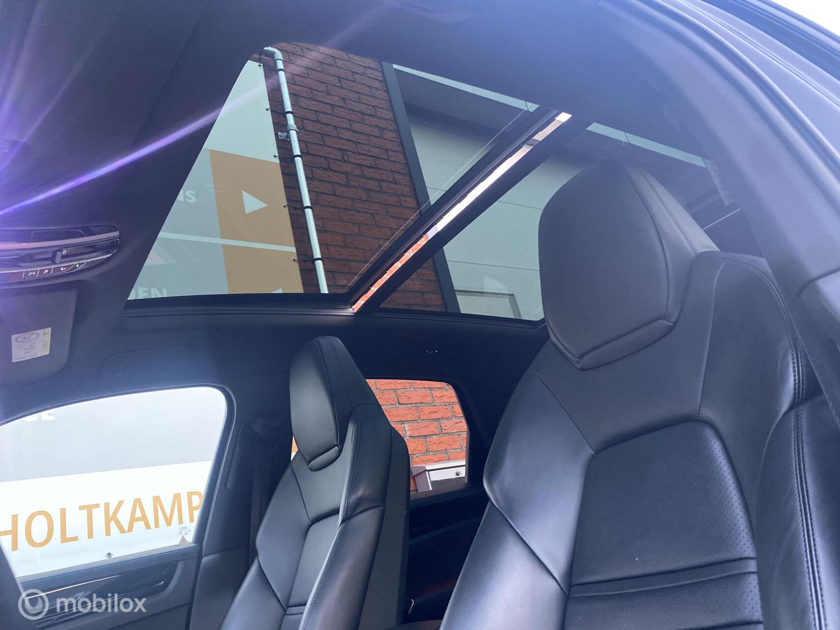 Foto van Porsche Cayenne E-hybrid