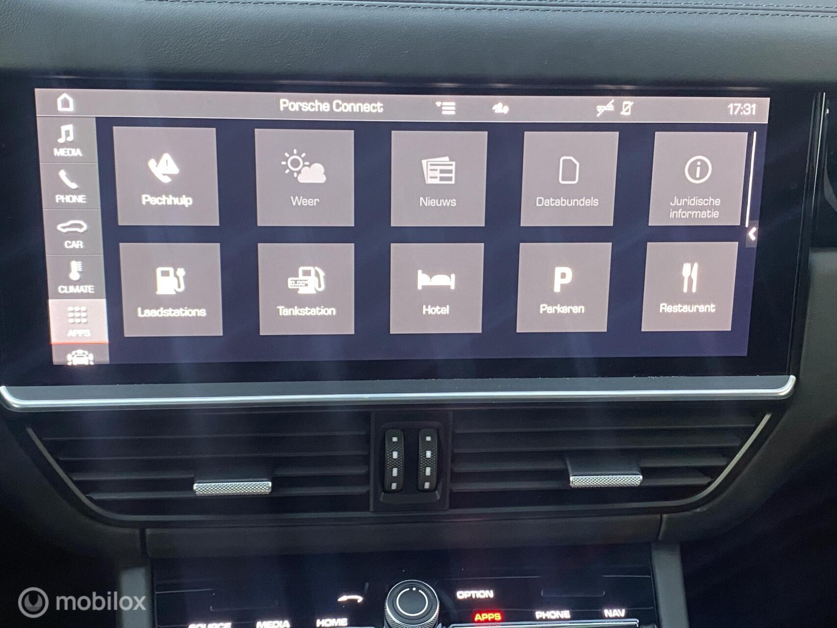 Foto van Porsche Cayenne E-hybrid