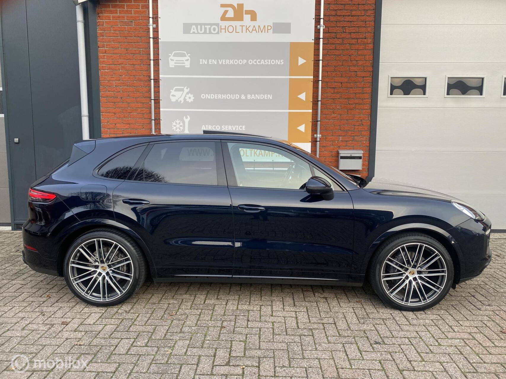 Foto van Porsche Cayenne E-hybrid