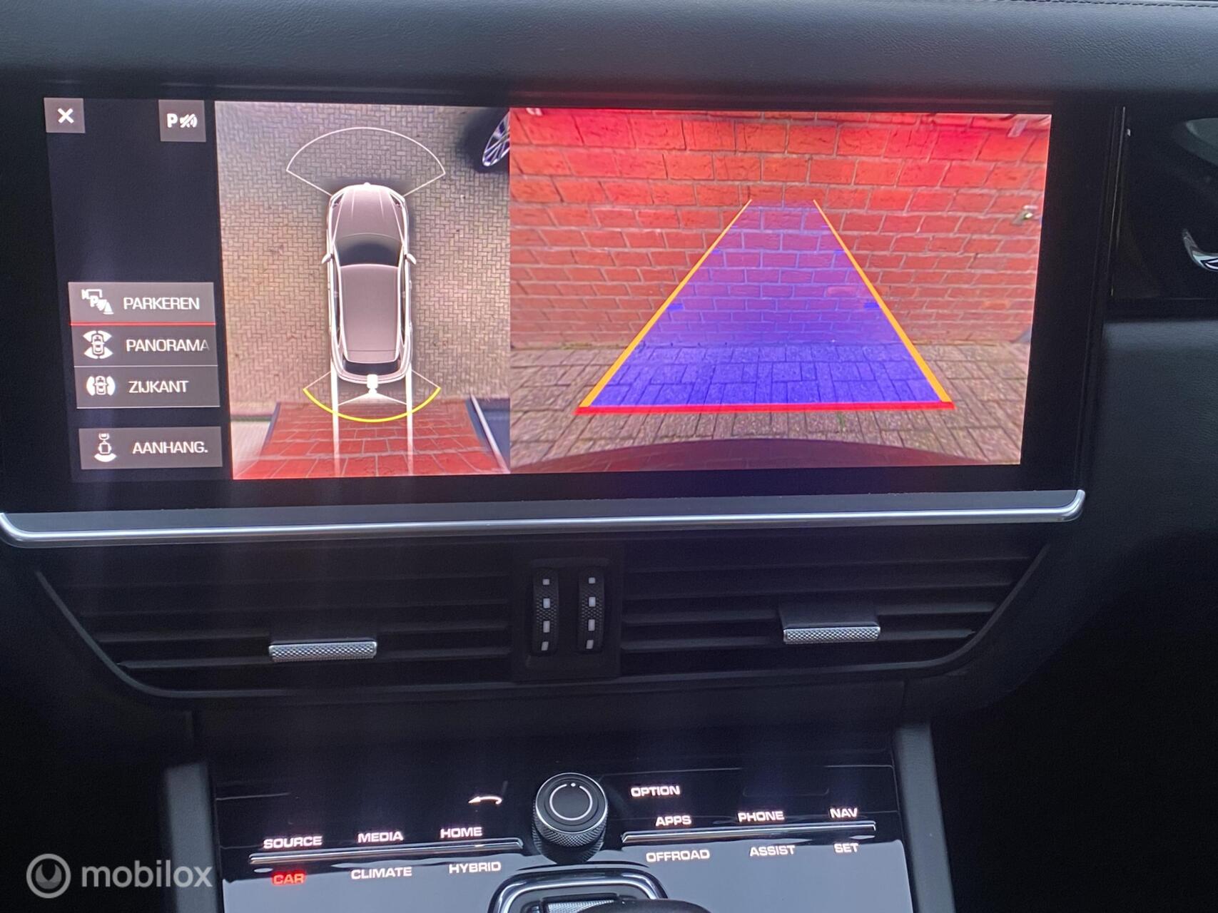 Foto van Porsche Cayenne E-hybrid