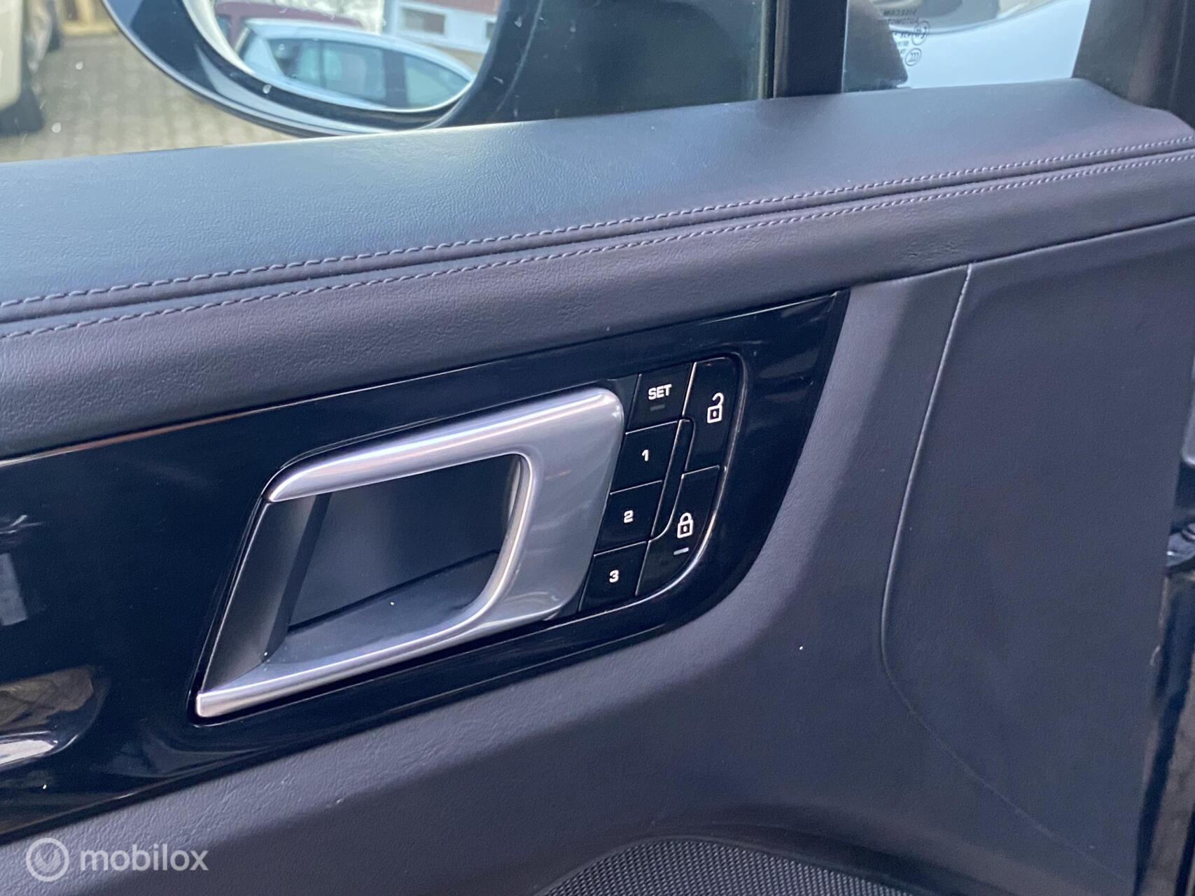 Foto van Porsche Cayenne E-hybrid