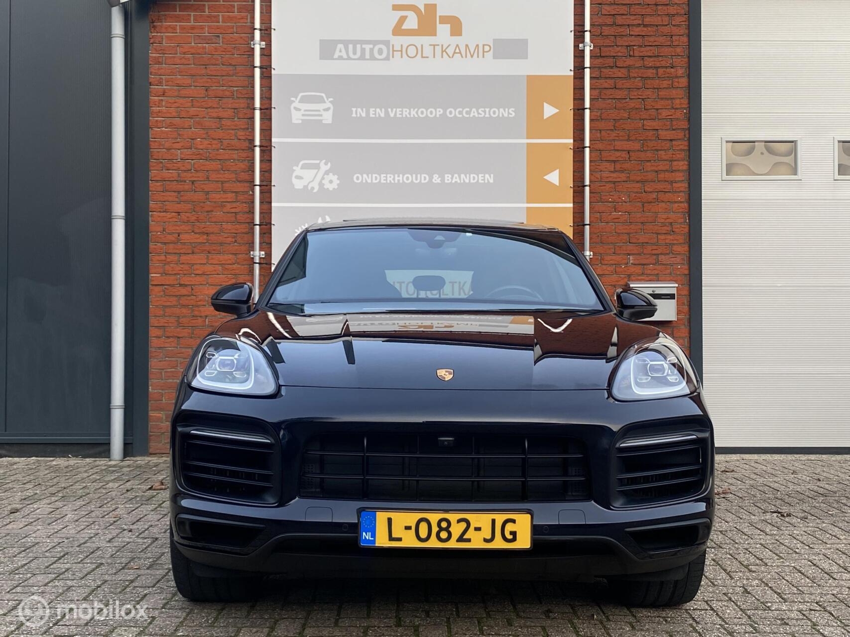Foto van Porsche Cayenne E-hybrid