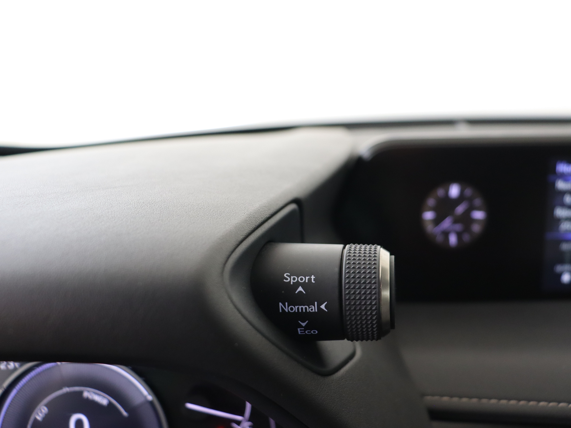 Foto van Lexus Lexus Ux250h