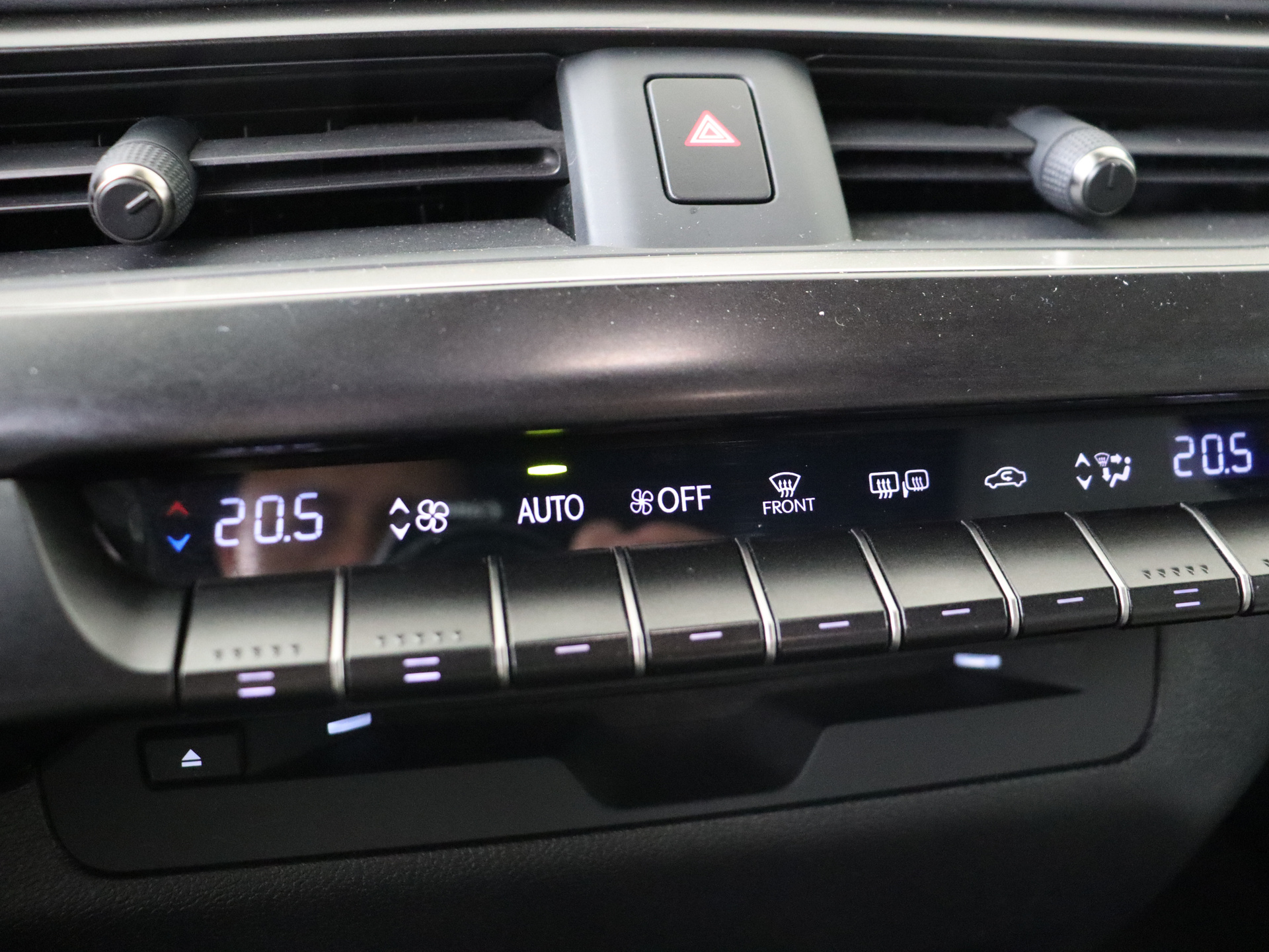 Foto van Lexus Lexus Ux250h