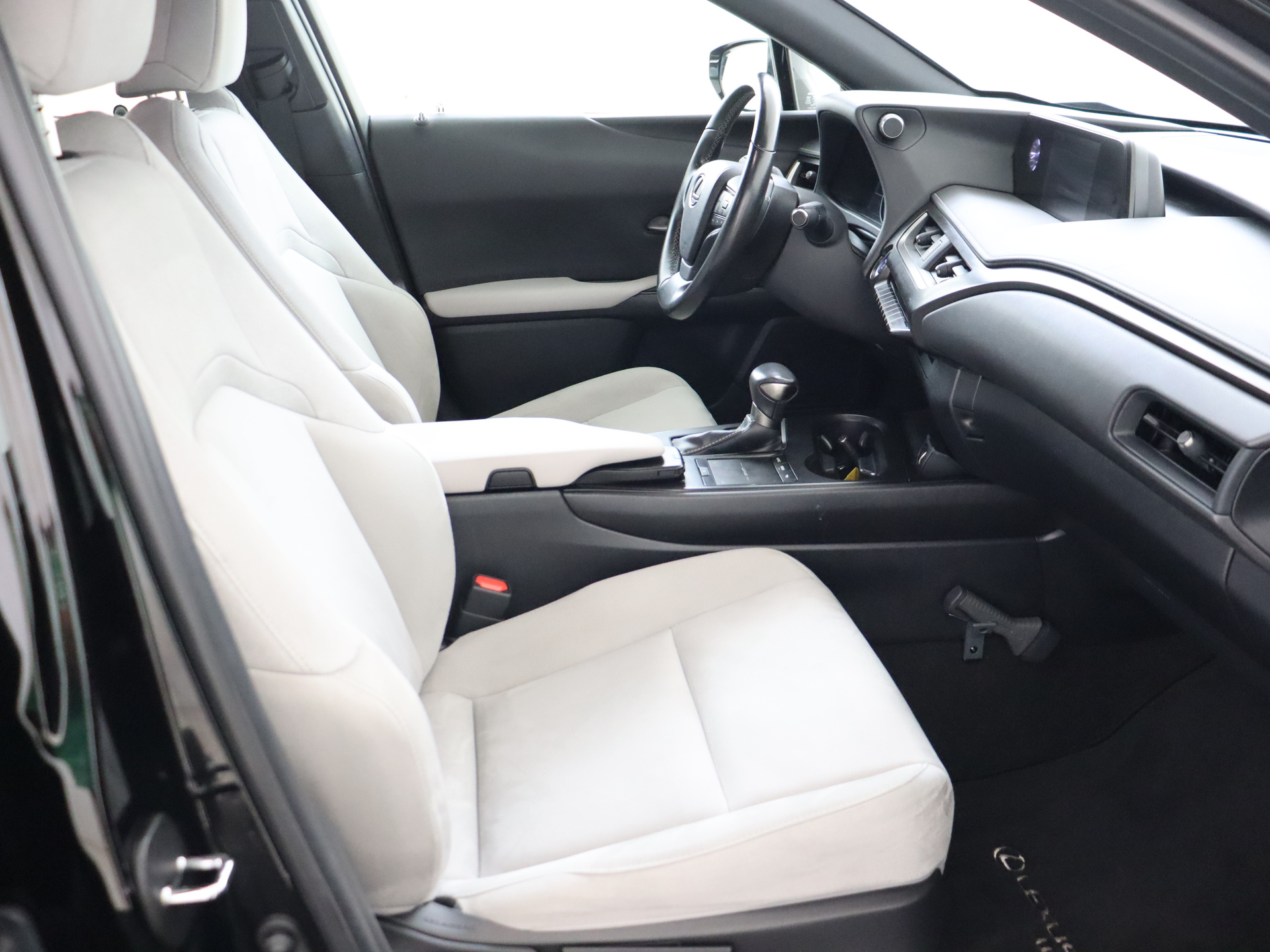 Foto van Lexus Lexus Ux250h