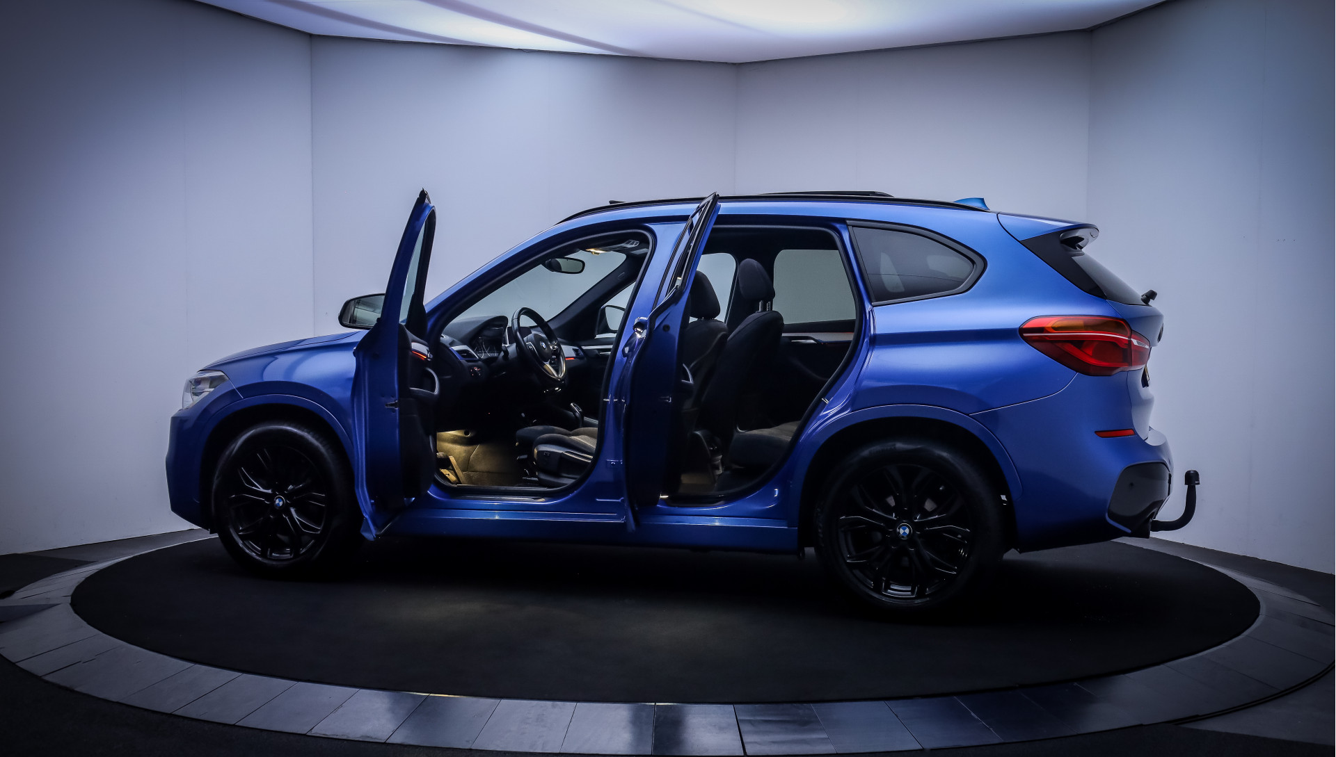 Foto van BMW X1 Sdrive18i