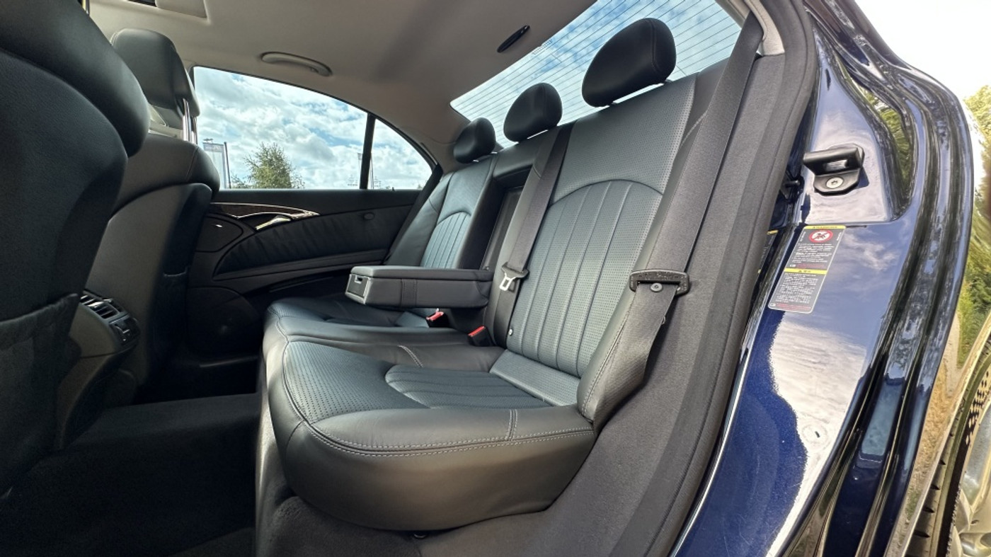 Foto van Mercedes-Benz E 55 AMG