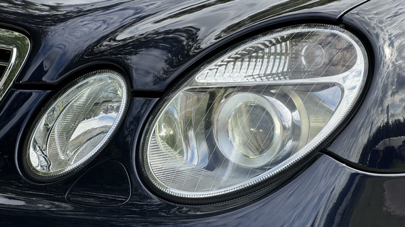 Foto van Mercedes-Benz E 55 AMG